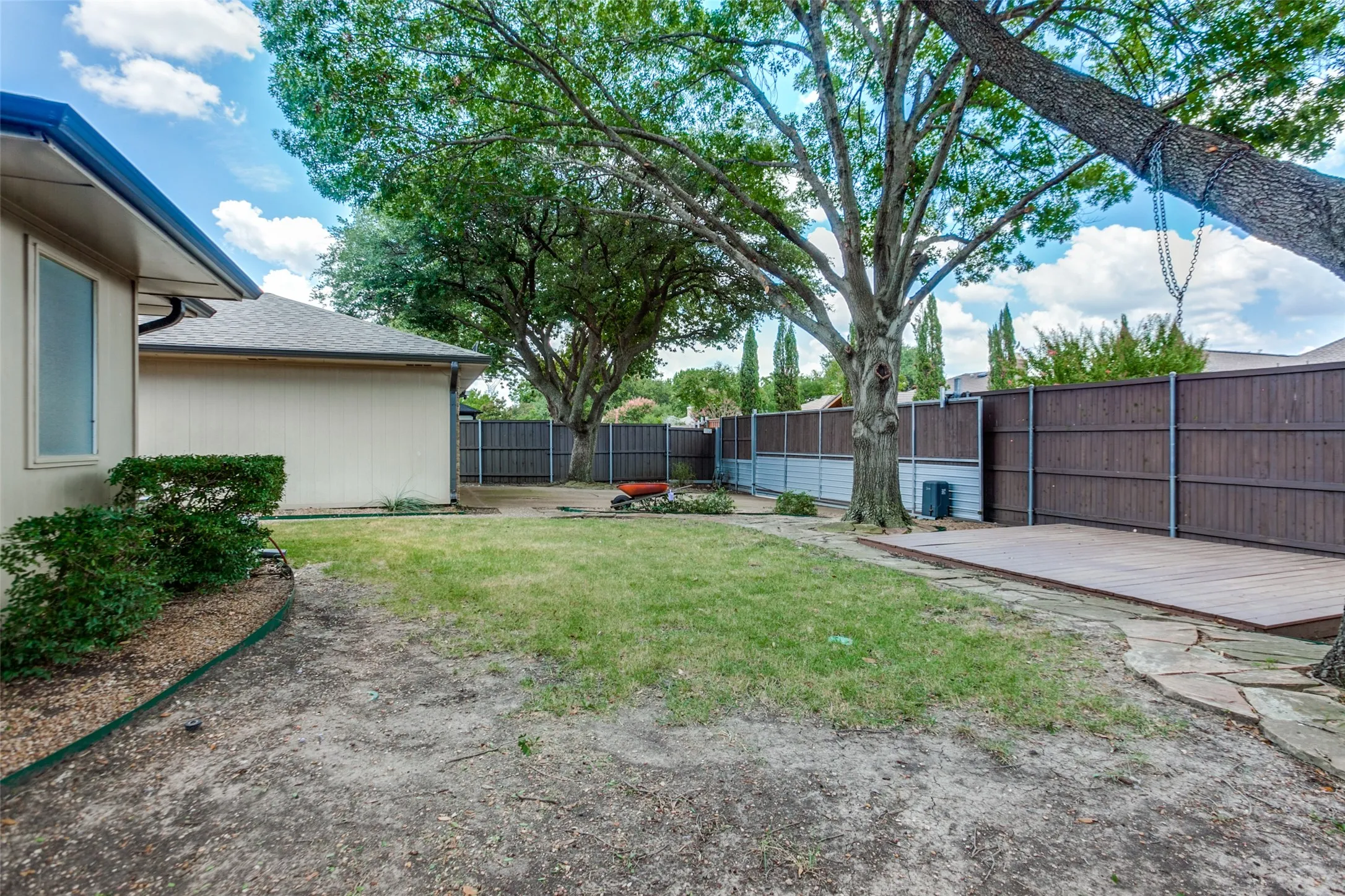 Single Family Residence For Sale in Dallas County , 1409 Concord Drive, Richardson, Texas 75081, 4 Bedroom, 2 Bathroom, 2 Garage spaces, 2,276 Sqft, built in 1979, mls#21406093, Real Estate Agent in Richardson, Homes For Sale in Dallas county, Homes For Sale in Richardson, Realtor in Richardson Texas, Real Estate Brokerage Independent Realty Texas, Luminita Cordes Realtor