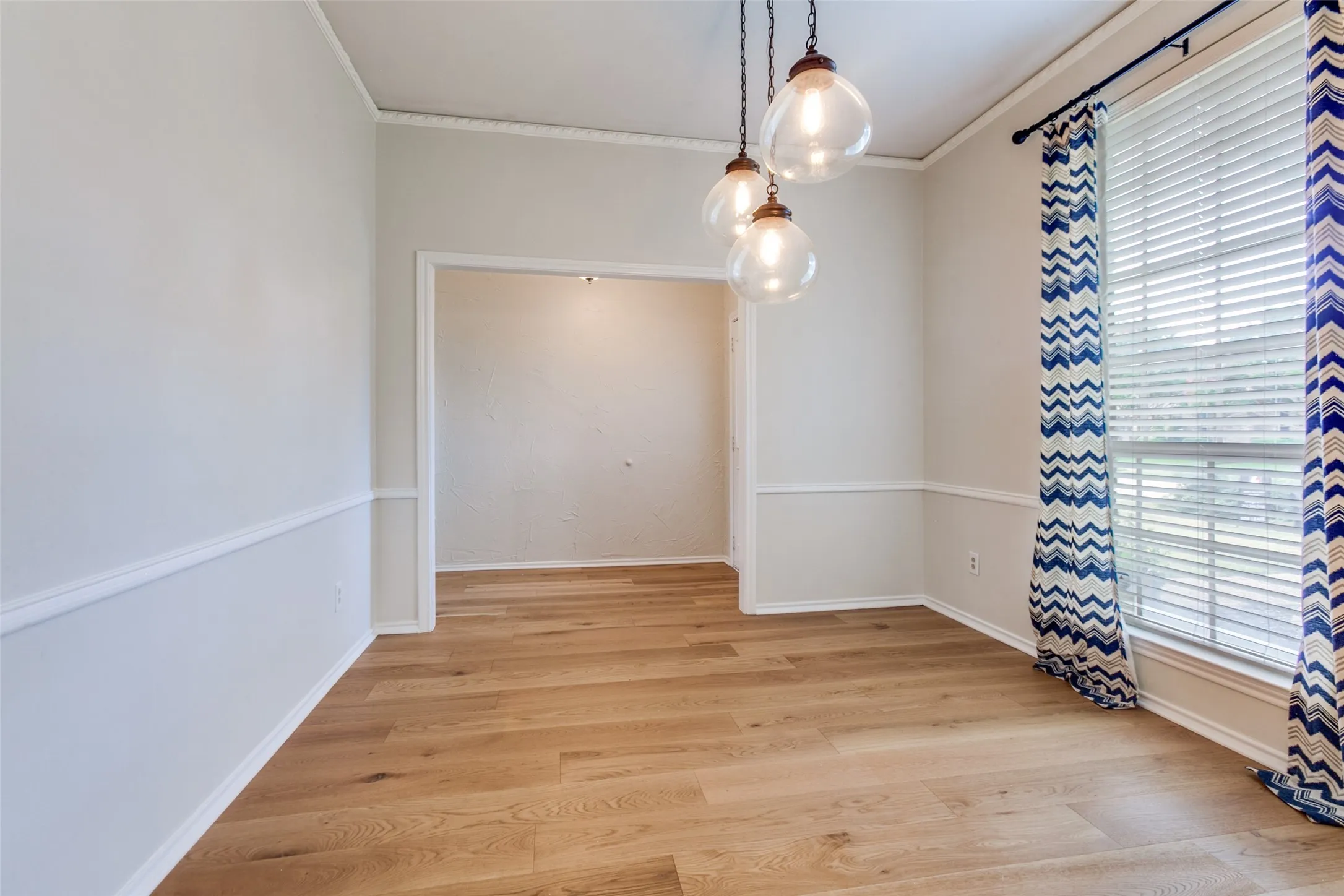 Single Family Residence For Sale in Dallas County , 1409 Concord Drive, Richardson, Texas 75081, 4 Bedroom, 2 Bathroom, 2 Garage spaces, 2,276 Sqft, built in 1979, mls#21406093, Real Estate Agent in Richardson, Homes For Sale in Dallas county, Homes For Sale in Richardson, Realtor in Richardson Texas, Real Estate Brokerage Independent Realty Texas, Luminita Cordes Realtor