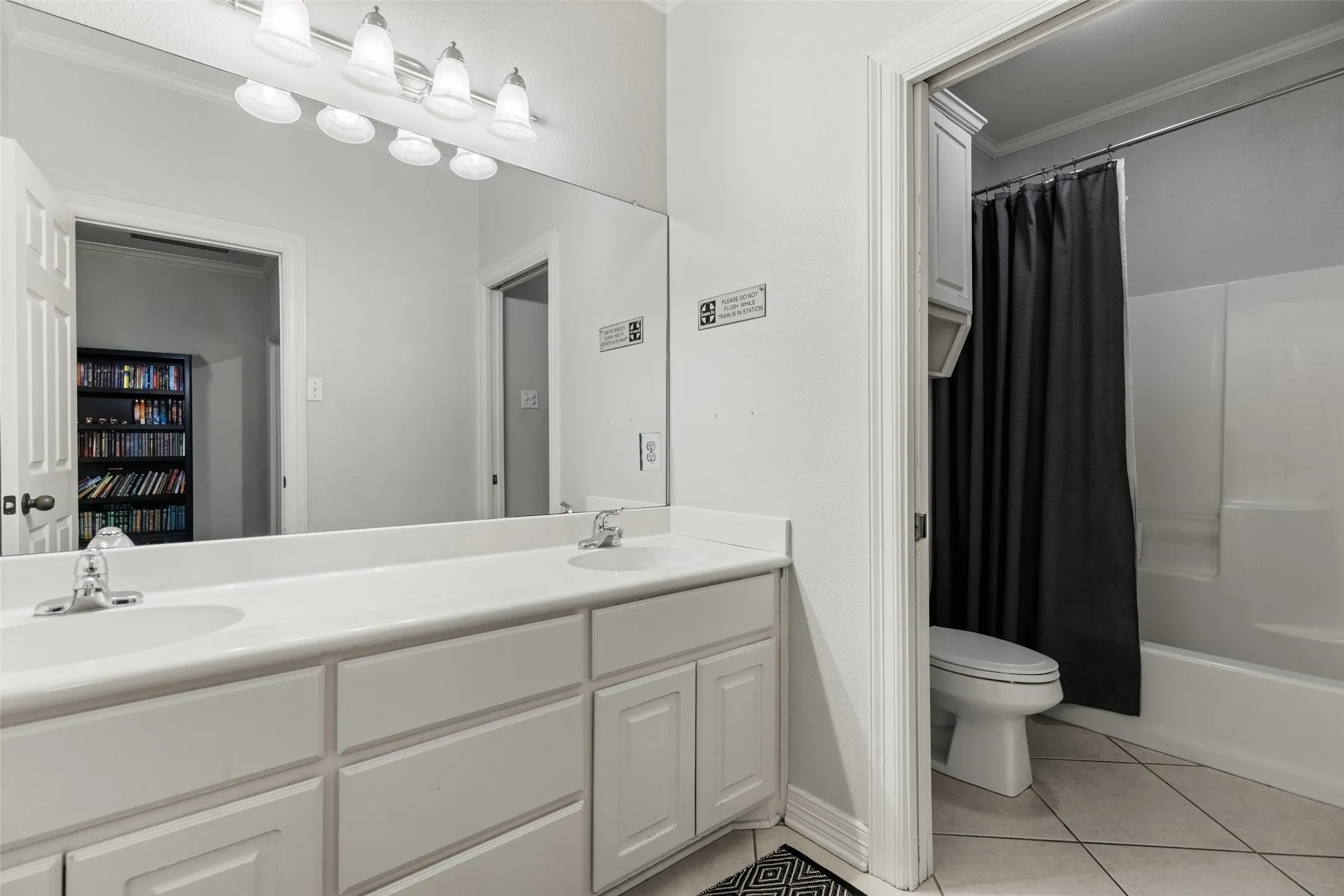 Single Family Residence For Sale in Mc Lennan County , 1605 Oak Hollow Drive, Woodway, Texas 76712, 4 Bedroom, 3 Bathroom, 2 Garage spaces, 3,100 Sqft, built in 2003, mls#21406871, Real Estate Agent in Woodway, Homes For Sale in Mc Lennan county, Homes For Sale in Woodway, Realtor in Woodway Texas, Real Estate Brokerage Independent Realty Texas, Luminita Cordes Realtor