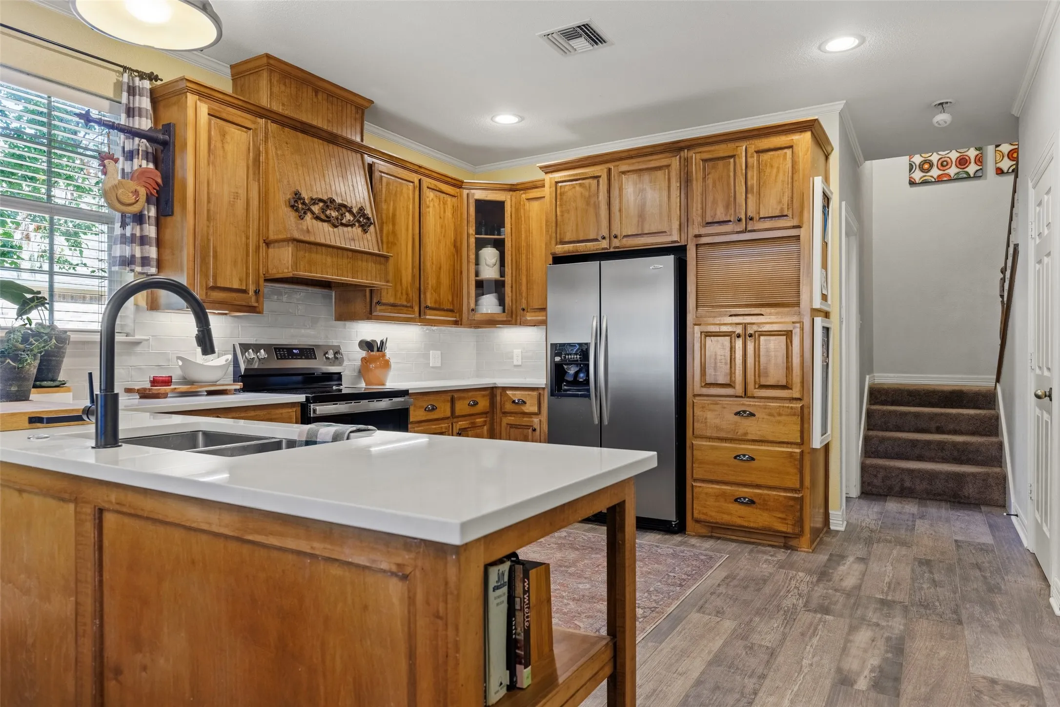 Single Family Residence For Sale in Mc Lennan County , 1605 Oak Hollow Drive, Woodway, Texas 76712, 4 Bedroom, 3 Bathroom, 2 Garage spaces, 3,100 Sqft, built in 2003, mls#21406871, Real Estate Agent in Woodway, Homes For Sale in Mc Lennan county, Homes For Sale in Woodway, Realtor in Woodway Texas, Real Estate Brokerage Independent Realty Texas, Luminita Cordes Realtor