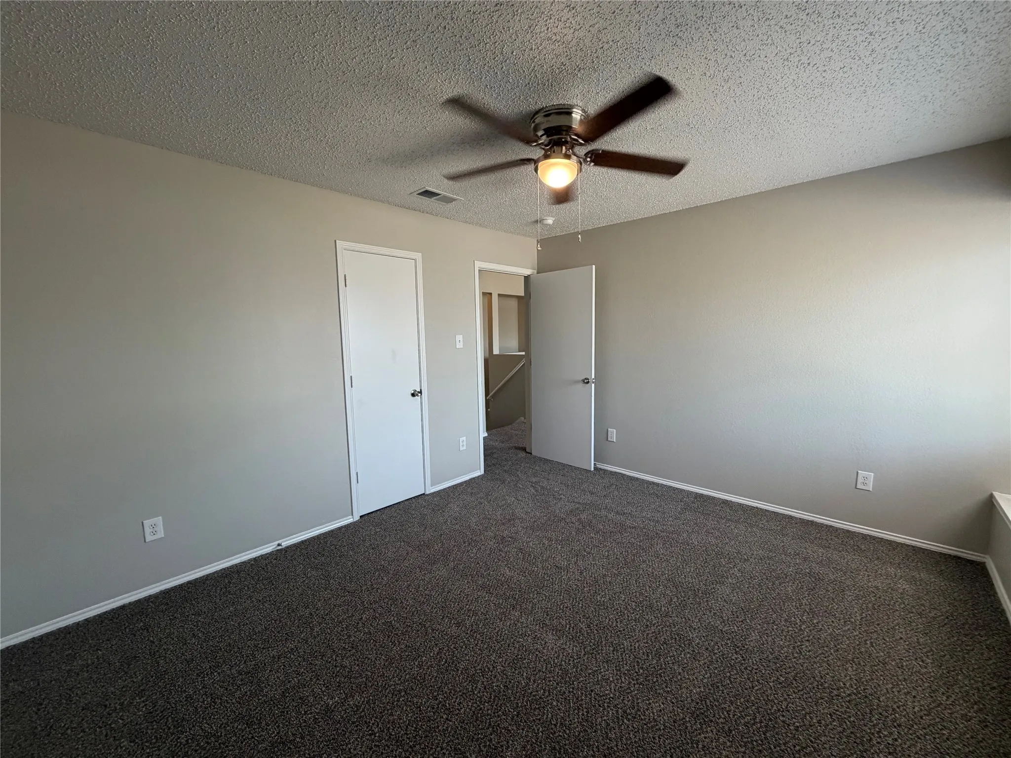Single Family Residence For Rent in Dallas County , 904 Shady Brook Lane, Cedar Hill, Texas 75104, 3 Bedroom, 3 Bathroom, 2 Garage spaces, 3,056 Sqft, built in 1995, mls#21407203, Real Estate Agent in Cedar Hill, Homes For Rent in Dallas county, Homes For Rent in Cedar Hill, Realtor in Cedar Hill Texas, Real Estate Brokerage Independent Realty Texas, Luminita Cordes Realtor