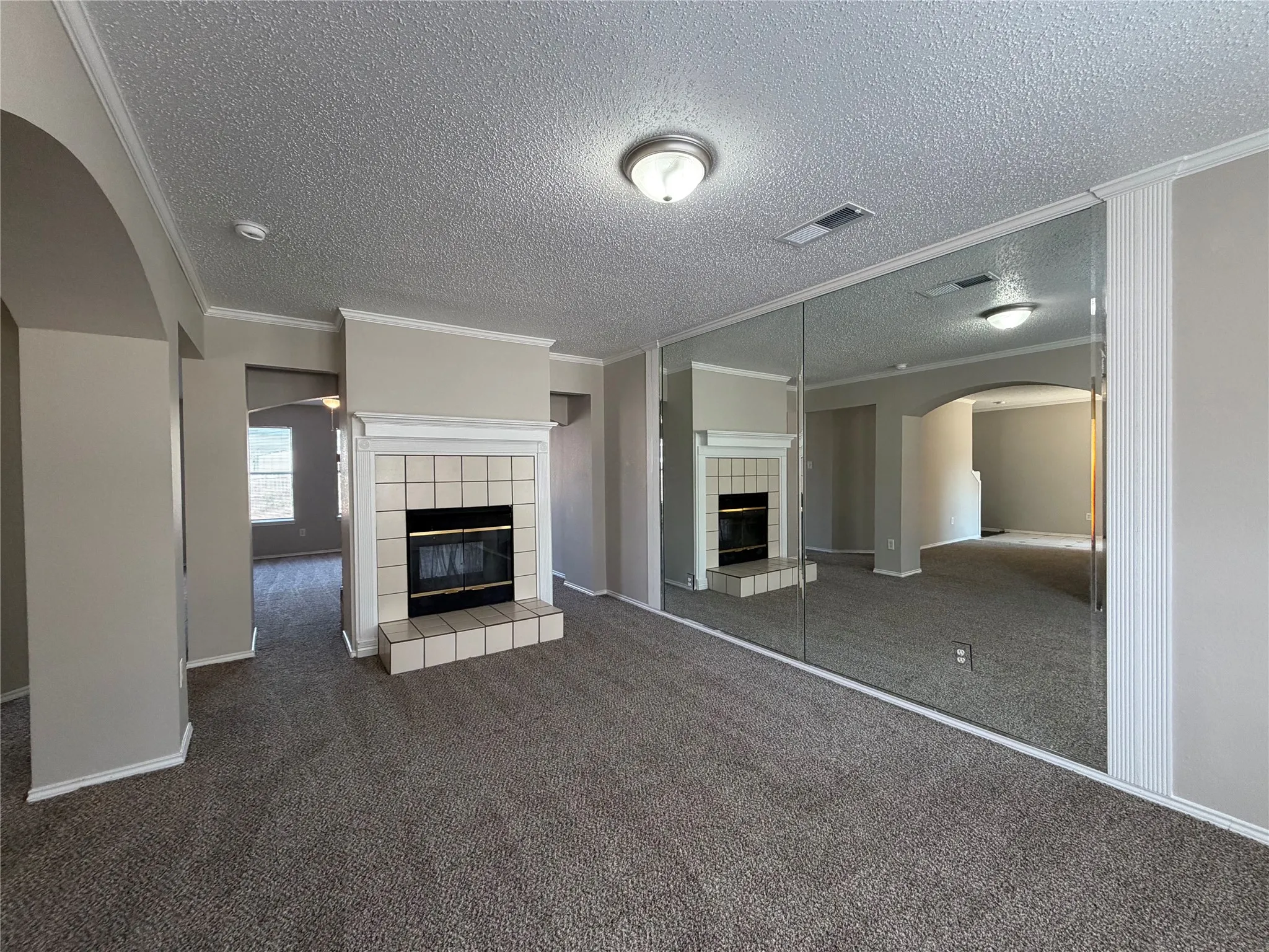 Single Family Residence For Rent in Dallas County , 904 Shady Brook Lane, Cedar Hill, Texas 75104, 3 Bedroom, 3 Bathroom, 2 Garage spaces, 3,056 Sqft, built in 1995, mls#21407203, Real Estate Agent in Cedar Hill, Homes For Rent in Dallas county, Homes For Rent in Cedar Hill, Realtor in Cedar Hill Texas, Real Estate Brokerage Independent Realty Texas, Luminita Cordes Realtor