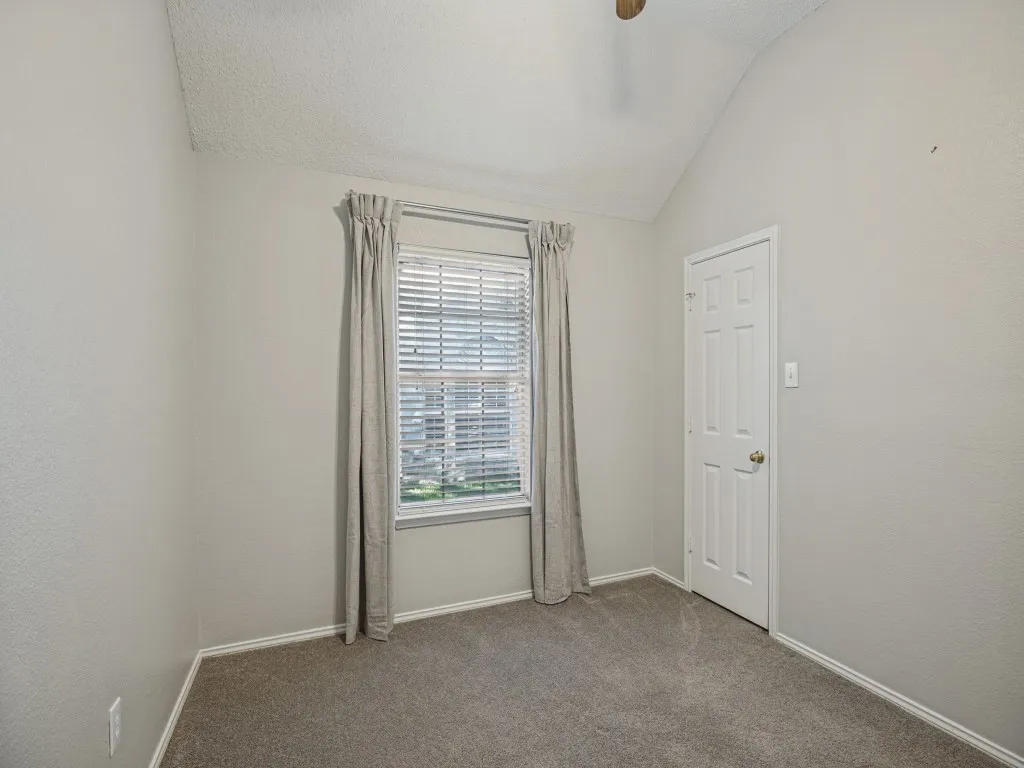 Single Family Residence For Sale in Collin County , 741 Lauren Way, Allen, Texas 75002, 4 Bedroom, 2 Bathroom, 2 Garage spaces, 2,141 Sqft, built in 1995, mls#21403214, Real Estate Agent in Allen, Homes For Sale in Collin county, Homes For Sale in Allen, Realtor in Allen Texas, Real Estate Brokerage Independent Realty Texas, Luminita Cordes Realtor