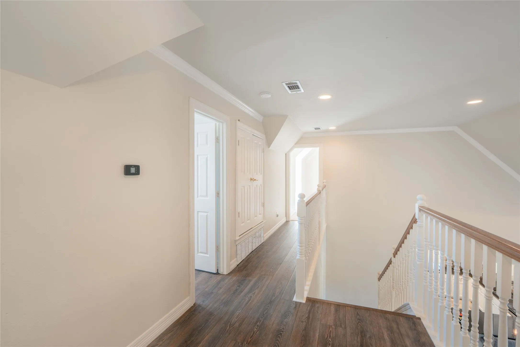 Single Family Residence For Sale in Mc Lennan County , 5901 Flat Rock Road, Waco, Texas 76708, 4 Bedroom, 3 Bathroom, 2 Garage spaces, 3,006 Sqft, built in 1999, mls#21405225, Real Estate Agent in Waco, Homes For Sale in Mc Lennan county, Homes For Sale in Waco, Realtor in Waco Texas, Real Estate Brokerage Independent Realty Texas, Luminita Cordes Realtor