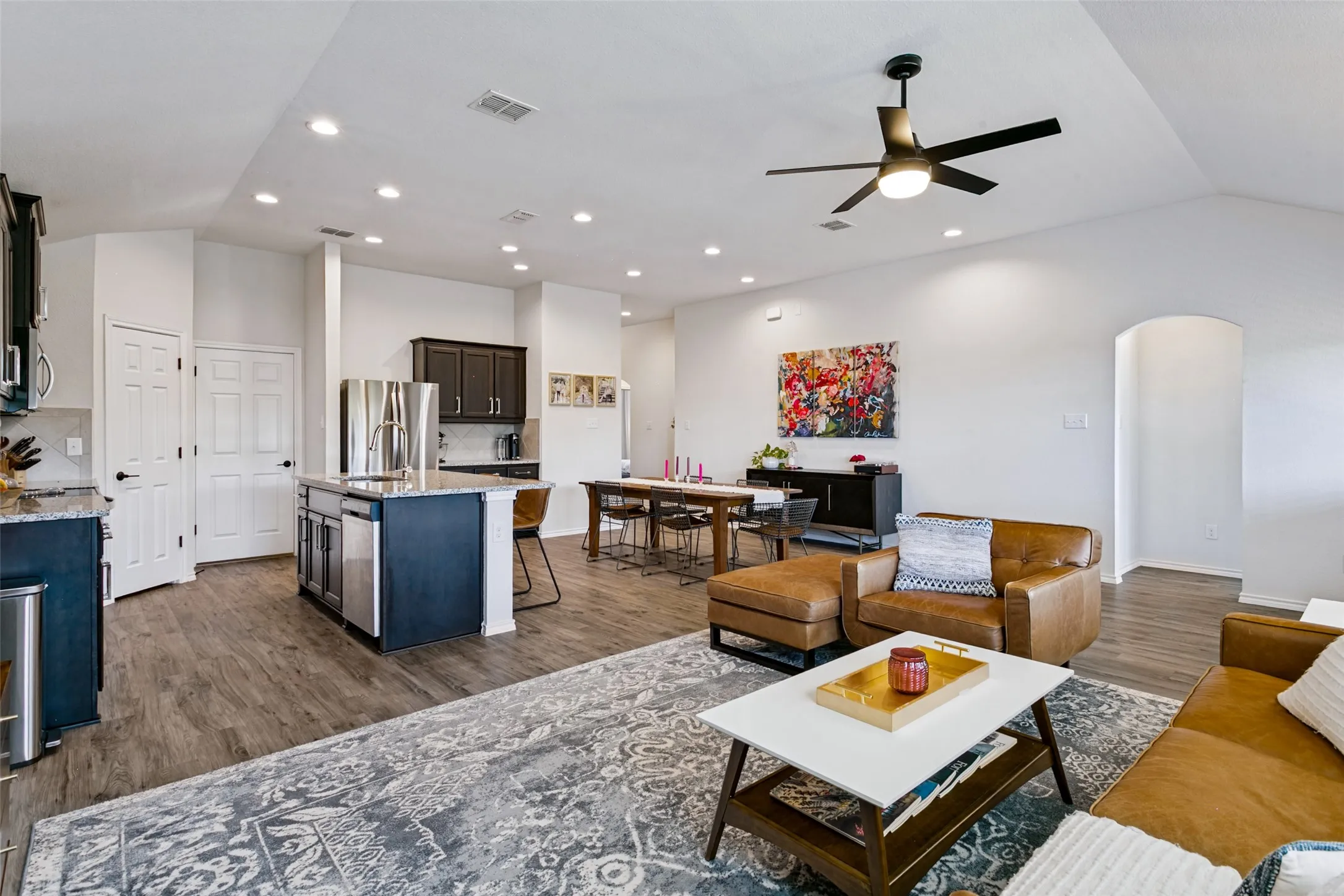Single Family Residence For Sale in Tarrant County , 300 Balcones Drive, Fort Worth, Texas 76108, 3 Bedroom, 2 Bathroom, 2 Garage spaces, 1,657 Sqft, built in 2018, mls#21405083, Real Estate Agent in Fort Worth, Homes For Sale in Tarrant county, Homes For Sale in Fort Worth, Realtor in Fort Worth Texas, Real Estate Brokerage Independent Realty Texas, Luminita Cordes Realtor
