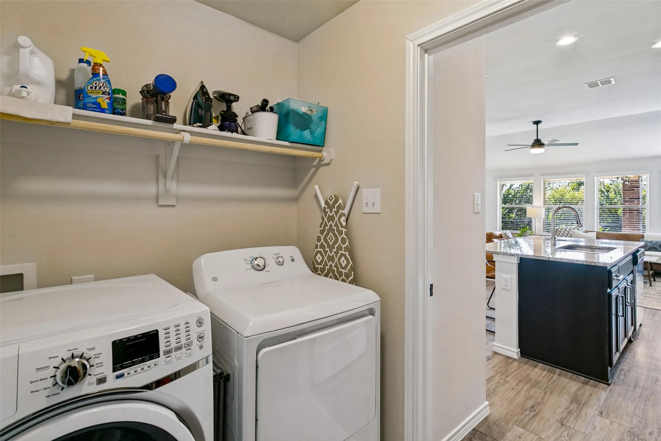 Single Family Residence For Sale in Tarrant County , 300 Balcones Drive, Fort Worth, Texas 76108, 3 Bedroom, 2 Bathroom, 2 Garage spaces, 1,657 Sqft, built in 2018, mls#21405083, Real Estate Agent in Fort Worth, Homes For Sale in Tarrant county, Homes For Sale in Fort Worth, Realtor in Fort Worth Texas, Real Estate Brokerage Independent Realty Texas, Luminita Cordes Realtor