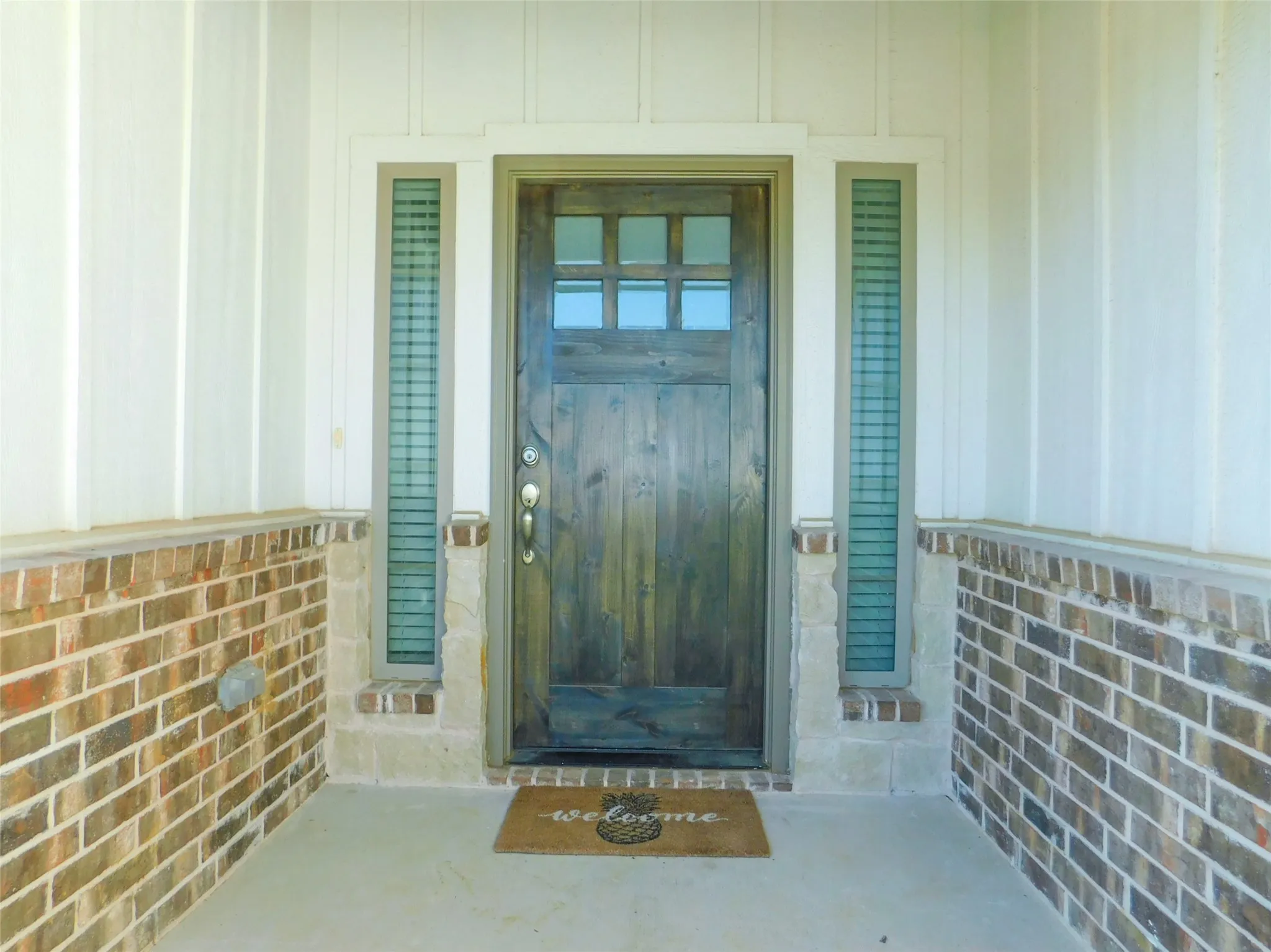 Single Family Residence For Rent in Denton County , 117 Maverick Lane, Pilot Point, Texas 76258, 3 Bedroom, 2 Bathroom, 2 Garage spaces, 1,755 Sqft, built in 2020, mls#21407184, Real Estate Agent in Pilot Point, Homes For Rent in Denton county, Homes For Rent in Pilot Point, Realtor in Pilot Point Texas, Real Estate Brokerage Independent Realty Texas, Luminita Cordes Realtor