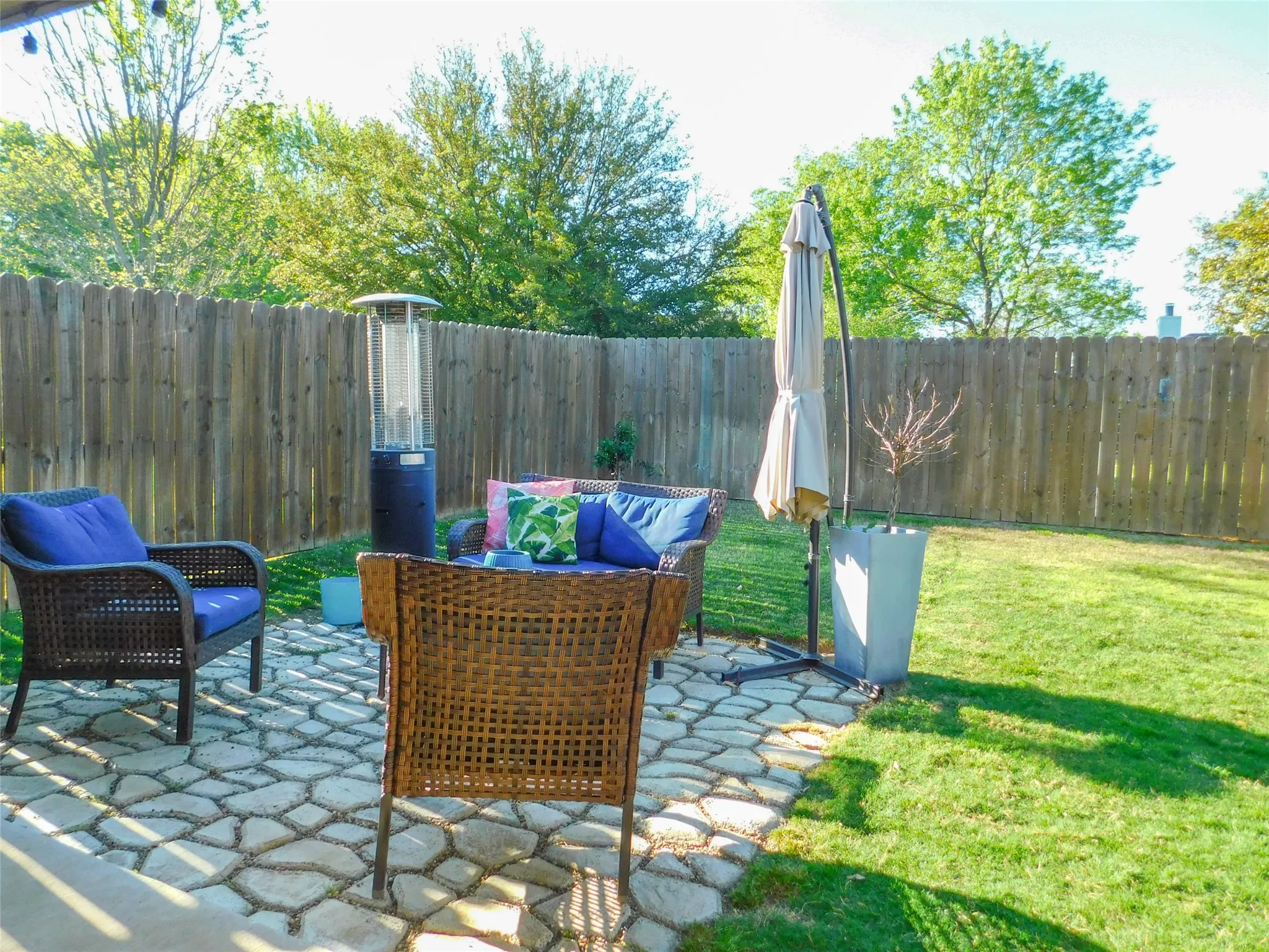 Single Family Residence For Rent in Denton County , 117 Maverick Lane, Pilot Point, Texas 76258, 3 Bedroom, 2 Bathroom, 2 Garage spaces, 1,755 Sqft, built in 2020, mls#21407184, Real Estate Agent in Pilot Point, Homes For Rent in Denton county, Homes For Rent in Pilot Point, Realtor in Pilot Point Texas, Real Estate Brokerage Independent Realty Texas, Luminita Cordes Realtor