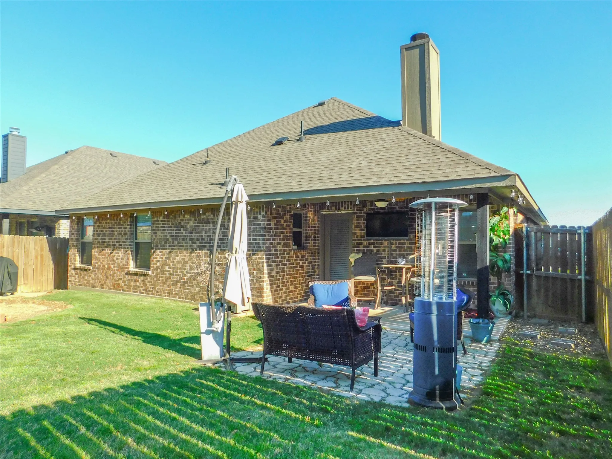 Single Family Residence For Rent in Denton County , 117 Maverick Lane, Pilot Point, Texas 76258, 3 Bedroom, 2 Bathroom, 2 Garage spaces, 1,755 Sqft, built in 2020, mls#21407184, Real Estate Agent in Pilot Point, Homes For Rent in Denton county, Homes For Rent in Pilot Point, Realtor in Pilot Point Texas, Real Estate Brokerage Independent Realty Texas, Luminita Cordes Realtor