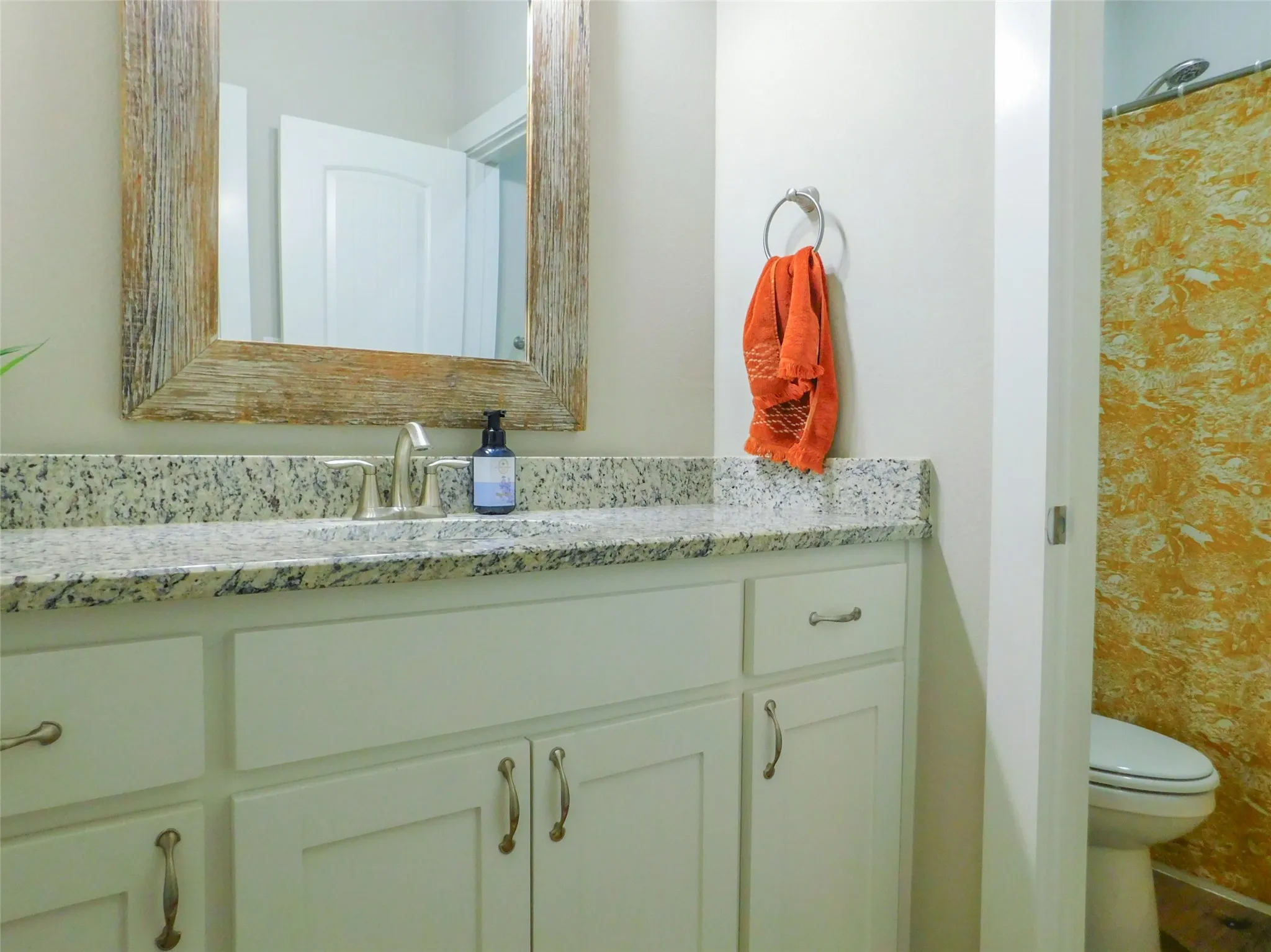 Single Family Residence For Rent in Denton County , 117 Maverick Lane, Pilot Point, Texas 76258, 3 Bedroom, 2 Bathroom, 2 Garage spaces, 1,755 Sqft, built in 2020, mls#21407184, Real Estate Agent in Pilot Point, Homes For Rent in Denton county, Homes For Rent in Pilot Point, Realtor in Pilot Point Texas, Real Estate Brokerage Independent Realty Texas, Luminita Cordes Realtor