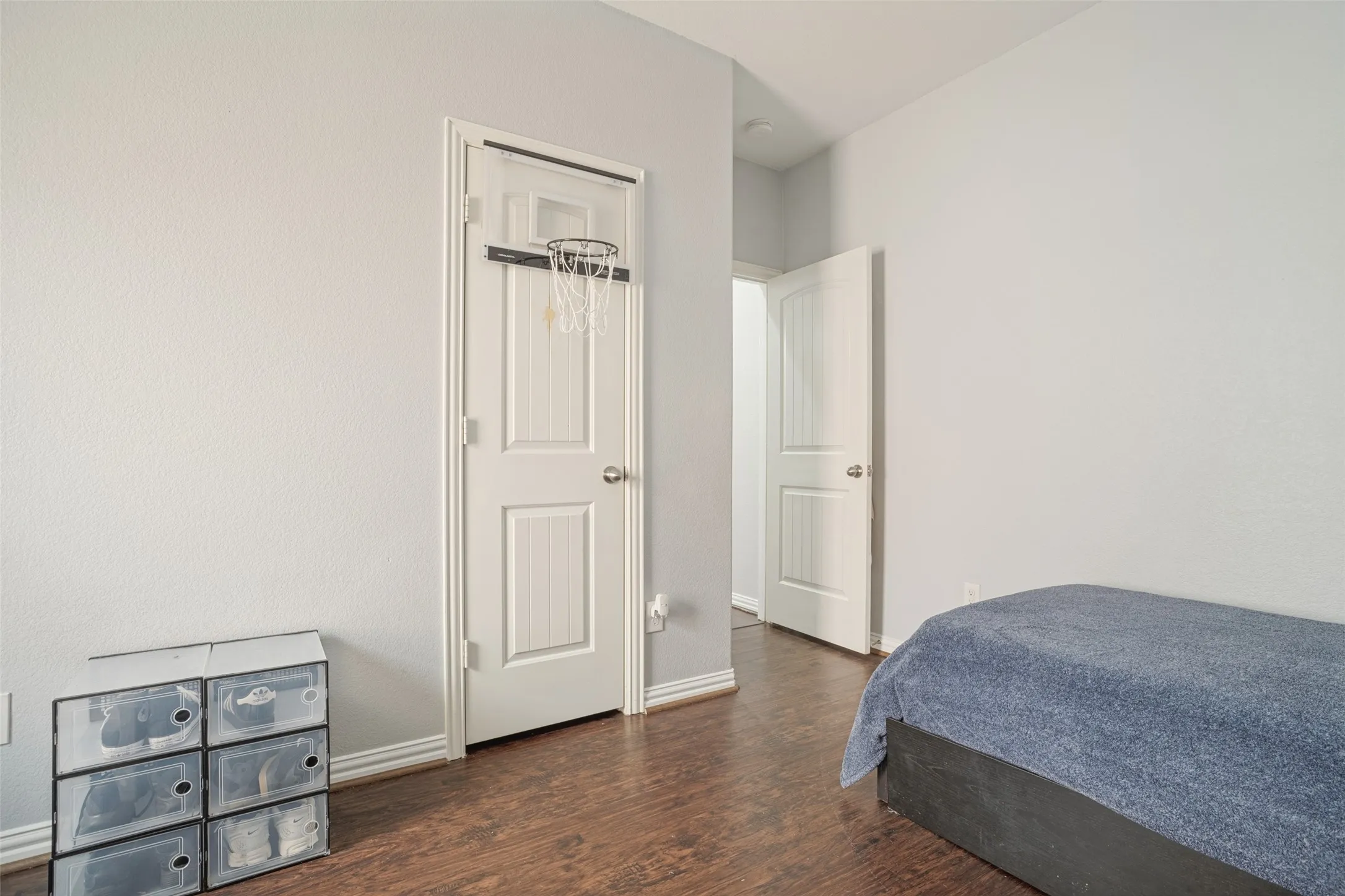 Single Family Residence For Sale in Tarrant County , 14317 Mariposa Lily Lane, Fort Worth, Texas 76052, 3 Bedroom, 2 Bathroom, 2 Garage spaces, 1,556 Sqft, built in 2012, mls#21407032, Real Estate Agent in Fort Worth, Homes For Sale in Tarrant county, Homes For Sale in Fort Worth, Realtor in Fort Worth Texas, Real Estate Brokerage Independent Realty Texas, Luminita Cordes Realtor