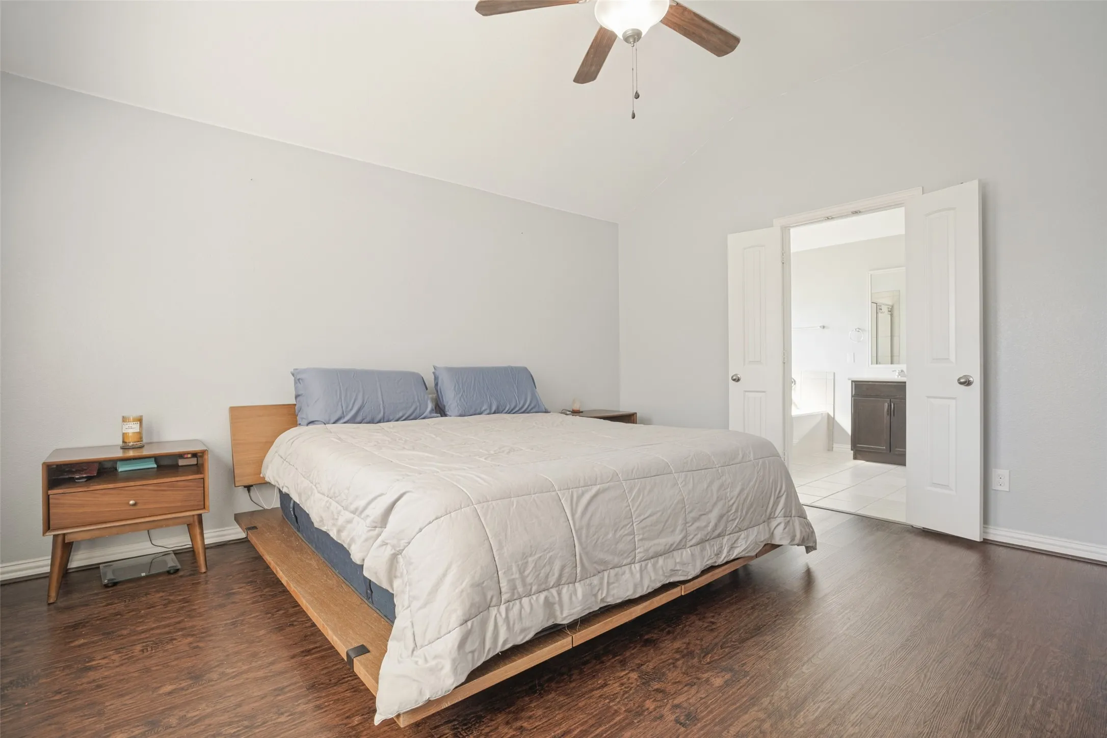 Single Family Residence For Sale in Tarrant County , 14317 Mariposa Lily Lane, Fort Worth, Texas 76052, 3 Bedroom, 2 Bathroom, 2 Garage spaces, 1,556 Sqft, built in 2012, mls#21407032, Real Estate Agent in Fort Worth, Homes For Sale in Tarrant county, Homes For Sale in Fort Worth, Realtor in Fort Worth Texas, Real Estate Brokerage Independent Realty Texas, Luminita Cordes Realtor