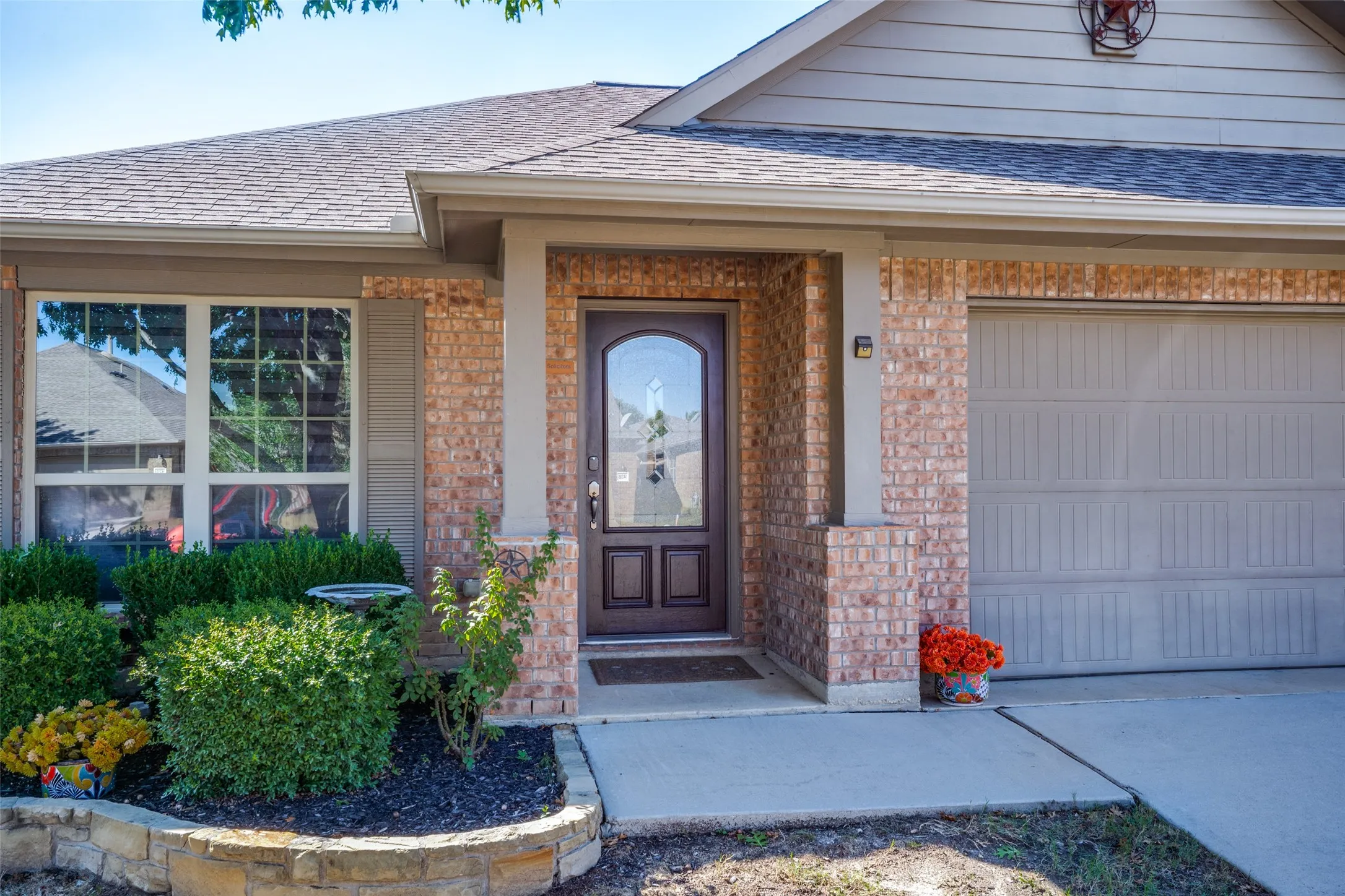 Single Family Residence For Sale in Tarrant County , 14317 Mariposa Lily Lane, Fort Worth, Texas 76052, 3 Bedroom, 2 Bathroom, 2 Garage spaces, 1,556 Sqft, built in 2012, mls#21407032, Real Estate Agent in Fort Worth, Homes For Sale in Tarrant county, Homes For Sale in Fort Worth, Realtor in Fort Worth Texas, Real Estate Brokerage Independent Realty Texas, Luminita Cordes Realtor