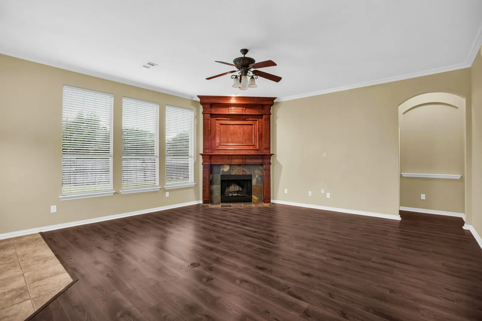 Single Family Residence For Rent in Rockwall County , 513 Mckinney Trail, Fate, Texas 75087, 4 Bedroom, 3 Bathroom, 3 Garage spaces, 3,226 Sqft, built in 2007, mls#21407221, Real Estate Agent in Fate, Homes For Rent in Rockwall county, Homes For Rent in Fate, Realtor in Fate Texas, Real Estate Brokerage Independent Realty Texas, Luminita Cordes Realtor