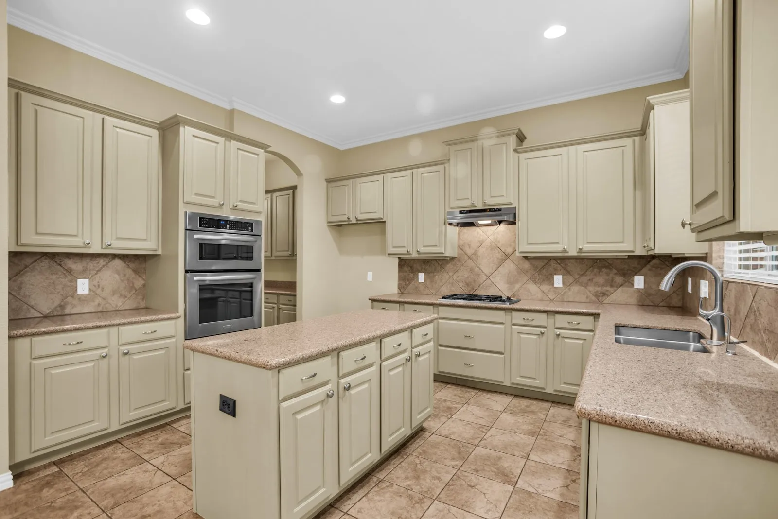 Single Family Residence For Rent in Rockwall County , 513 Mckinney Trail, Fate, Texas 75087, 4 Bedroom, 3 Bathroom, 3 Garage spaces, 3,226 Sqft, built in 2007, mls#21407221, Real Estate Agent in Fate, Homes For Rent in Rockwall county, Homes For Rent in Fate, Realtor in Fate Texas, Real Estate Brokerage Independent Realty Texas, Luminita Cordes Realtor