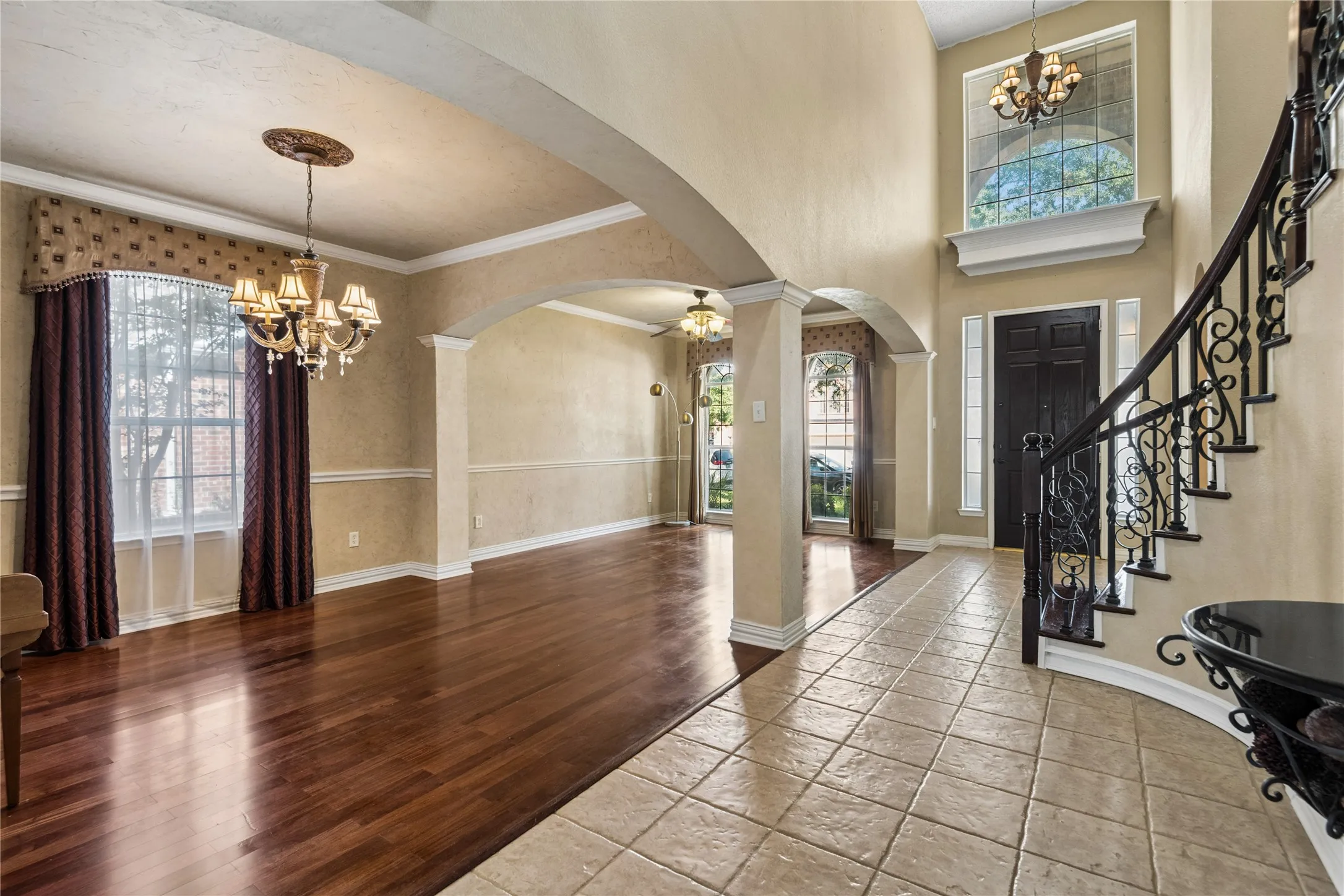 Single Family Residence For Sale in Tarrant County , 5536 Cranberry Drive, Fort Worth, Texas 76137, 4 Bedroom, 4 Bathroom, 3 Garage spaces, 4,002 Sqft, built in 2001, mls#21407223, Real Estate Agent in Fort Worth, Homes For Sale in Tarrant county, Homes For Sale in Fort Worth, Realtor in Fort Worth Texas, Real Estate Brokerage Independent Realty Texas, Luminita Cordes Realtor
