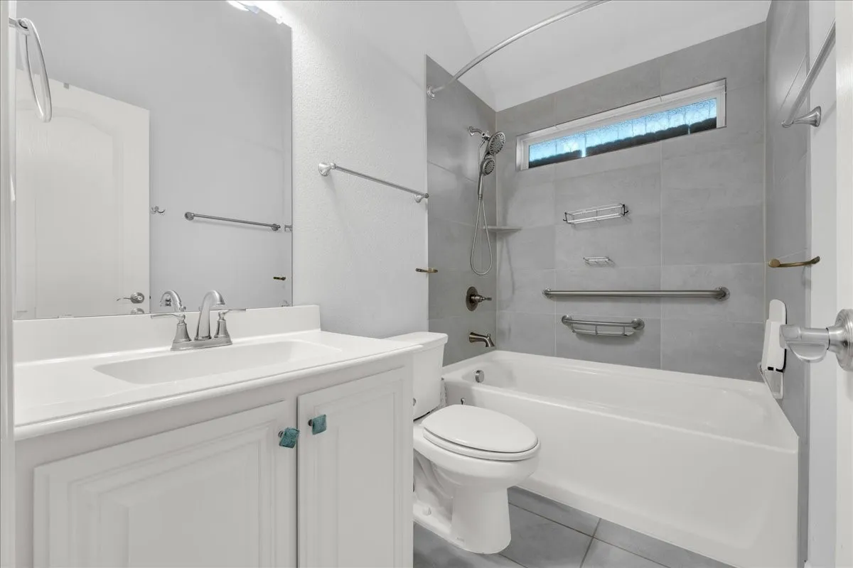 Bathroom for guest suite