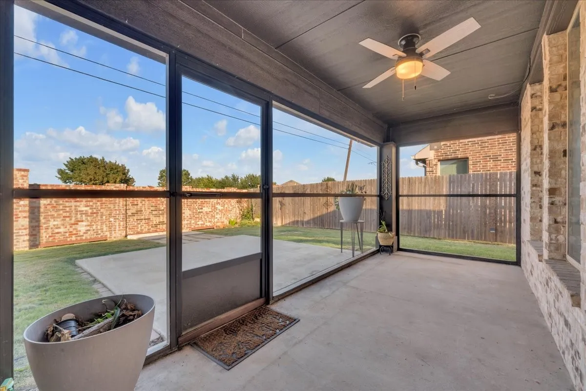 Single Family Residence For Sale in Johnson County , 1410 Quincy Drive, Mansfield, Texas 76063, 4 Bedroom, 3 Bathroom, 2 Garage spaces, 2,260 Sqft, built in 2021, mls#21405943, Real Estate Agent in Mansfield, Homes For Sale in Johnson county, Homes For Sale in Mansfield, Realtor in Mansfield Texas, Real Estate Brokerage Independent Realty Texas, Luminita Cordes Realtor