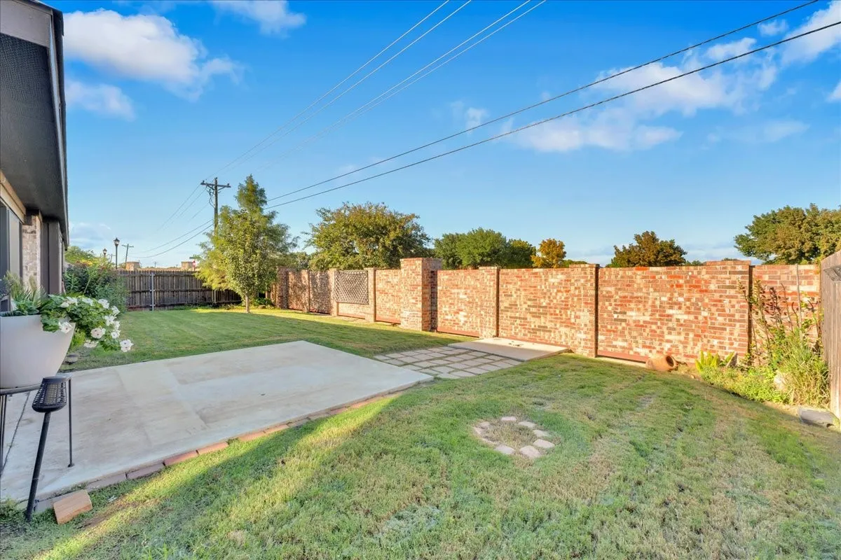 Single Family Residence For Sale in Johnson County , 1410 Quincy Drive, Mansfield, Texas 76063, 4 Bedroom, 3 Bathroom, 2 Garage spaces, 2,260 Sqft, built in 2021, mls#21405943, Real Estate Agent in Mansfield, Homes For Sale in Johnson county, Homes For Sale in Mansfield, Realtor in Mansfield Texas, Real Estate Brokerage Independent Realty Texas, Luminita Cordes Realtor