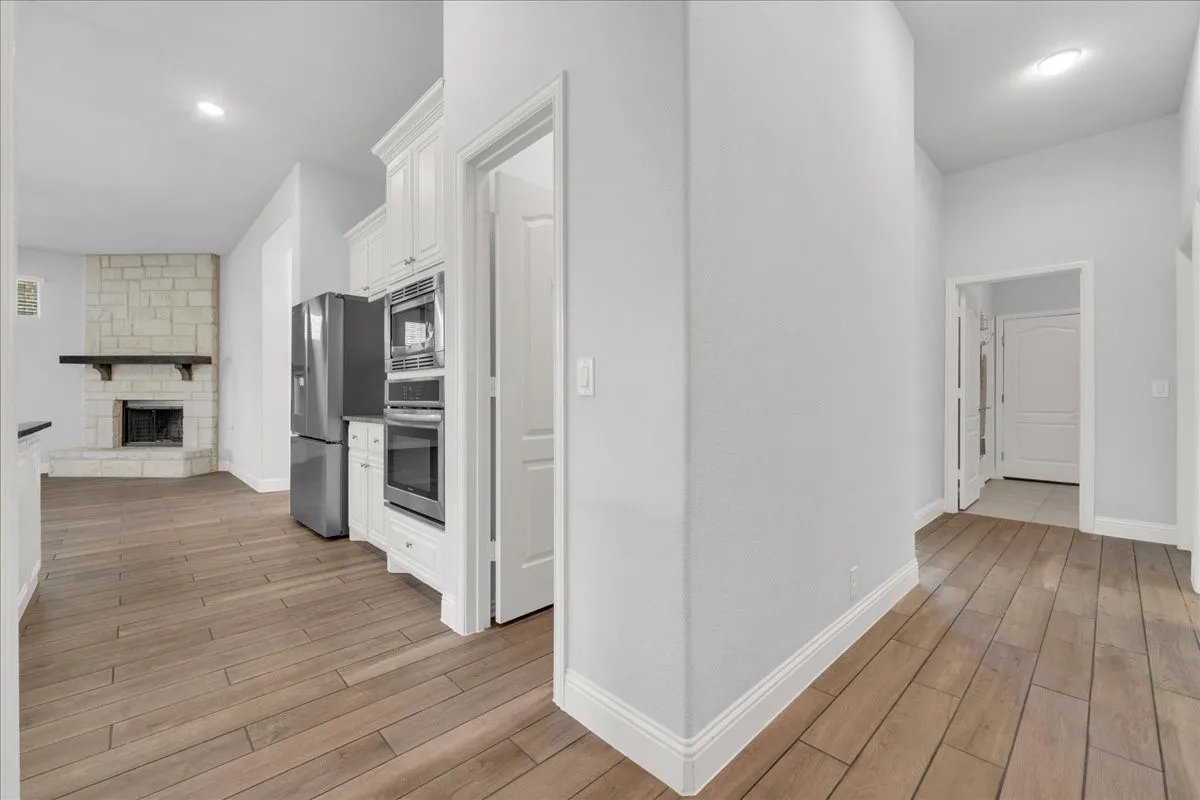 Single Family Residence For Sale in Johnson County , 1410 Quincy Drive, Mansfield, Texas 76063, 4 Bedroom, 3 Bathroom, 2 Garage spaces, 2,260 Sqft, built in 2021, mls#21405943, Real Estate Agent in Mansfield, Homes For Sale in Johnson county, Homes For Sale in Mansfield, Realtor in Mansfield Texas, Real Estate Brokerage Independent Realty Texas, Luminita Cordes Realtor