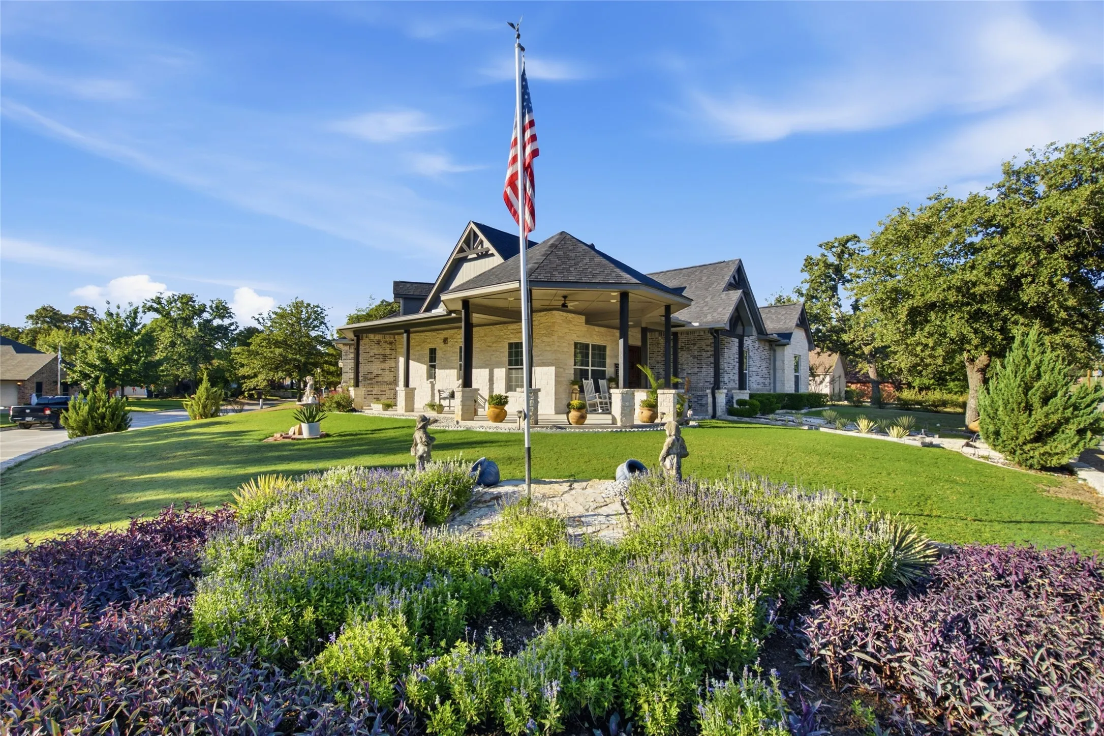 Single Family Residence For Sale
