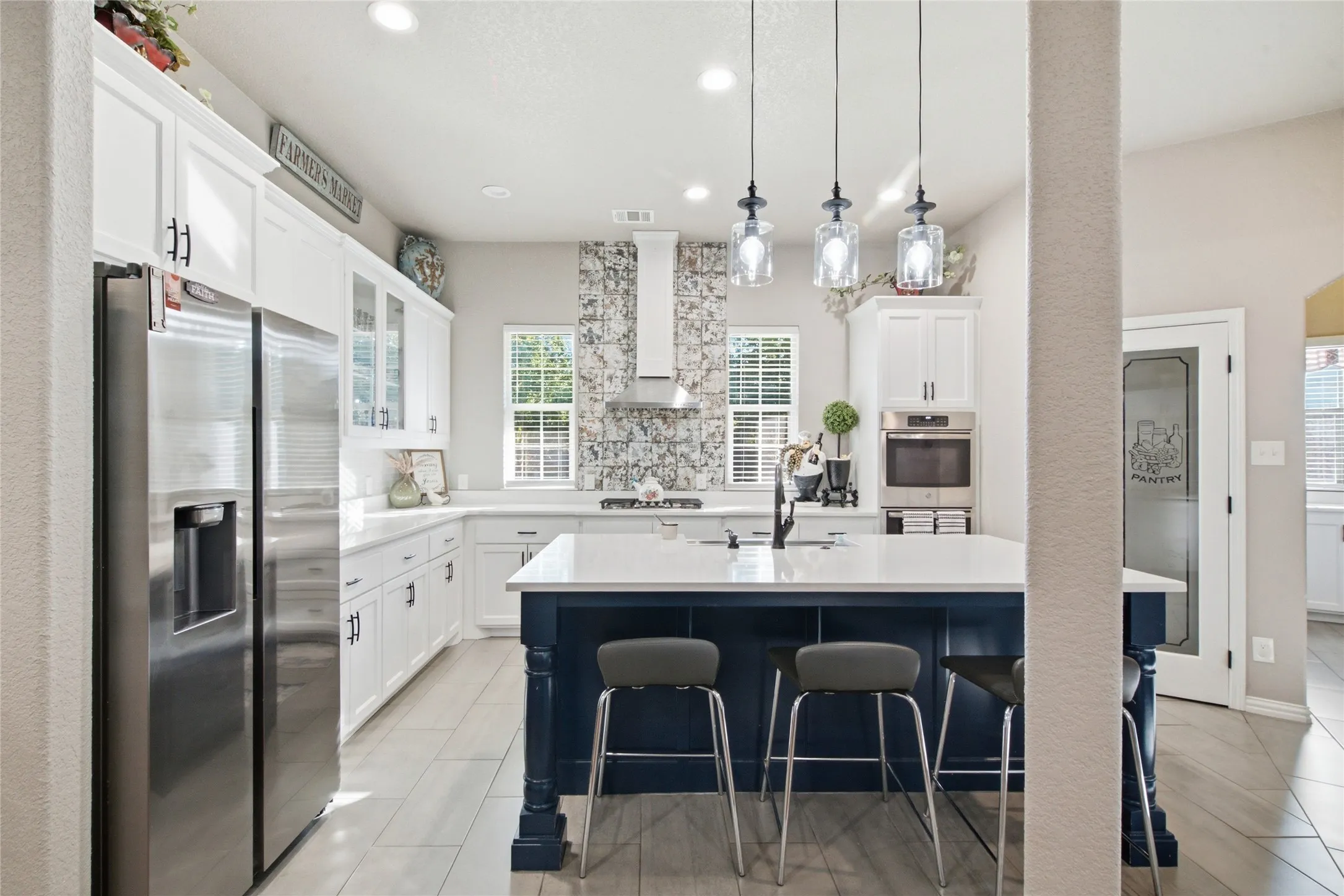 Single Family Residence For Sale in Tarrant County , 108 Ty Lane, Azle, Texas 76020, 3 Bedroom, 2 Bathroom, 3 Garage spaces, 2,273 Sqft, built in 2019, mls#21407233, Real Estate Agent in Azle, Homes For Sale in Tarrant county, Homes For Sale in Azle, Realtor in Azle Texas, Real Estate Brokerage Independent Realty Texas, Luminita Cordes Realtor