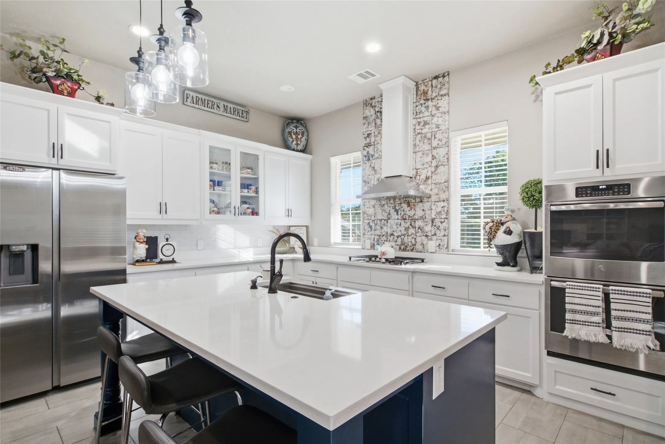 Single Family Residence For Sale in Tarrant County , 108 Ty Lane, Azle, Texas 76020, 3 Bedroom, 2 Bathroom, 3 Garage spaces, 2,273 Sqft, built in 2019, mls#21407233, Real Estate Agent in Azle, Homes For Sale in Tarrant county, Homes For Sale in Azle, Realtor in Azle Texas, Real Estate Brokerage Independent Realty Texas, Luminita Cordes Realtor