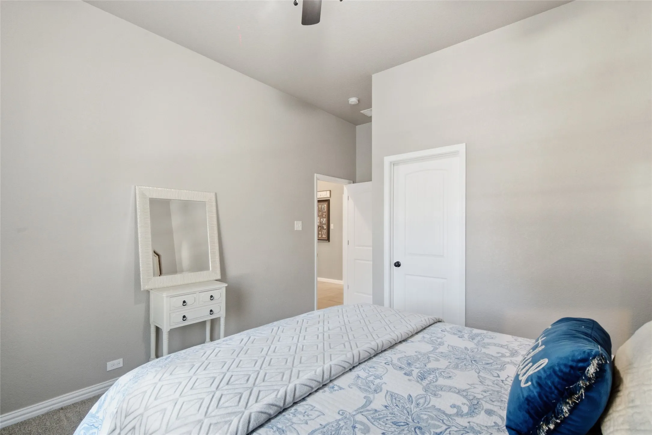 Single Family Residence For Sale in Tarrant County , 108 Ty Lane, Azle, Texas 76020, 3 Bedroom, 2 Bathroom, 3 Garage spaces, 2,273 Sqft, built in 2019, mls#21407233, Real Estate Agent in Azle, Homes For Sale in Tarrant county, Homes For Sale in Azle, Realtor in Azle Texas, Real Estate Brokerage Independent Realty Texas, Luminita Cordes Realtor
