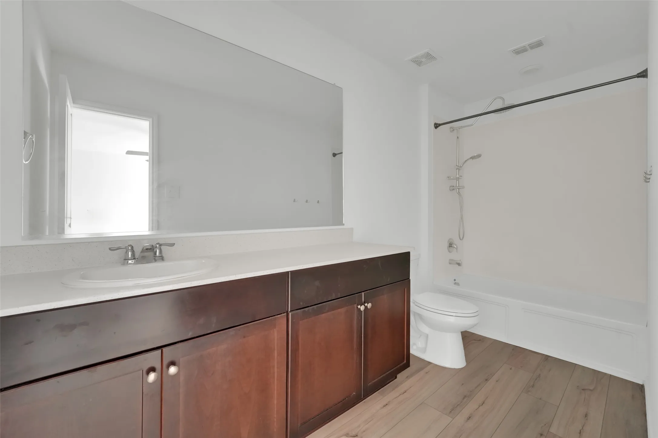 Single Family Residence For Rent in Denton County , 305 Frio Pass Trail, Fort Worth, Texas 76052, 4 Bedroom, 3 Bathroom, 2 Garage spaces, 1,916 Sqft, built in 2021, mls#21405648, Real Estate Agent in Fort Worth, Homes For Rent in Denton county, Homes For Rent in Fort Worth, Realtor in Fort Worth Texas, Real Estate Brokerage Independent Realty Texas, Luminita Cordes Realtor