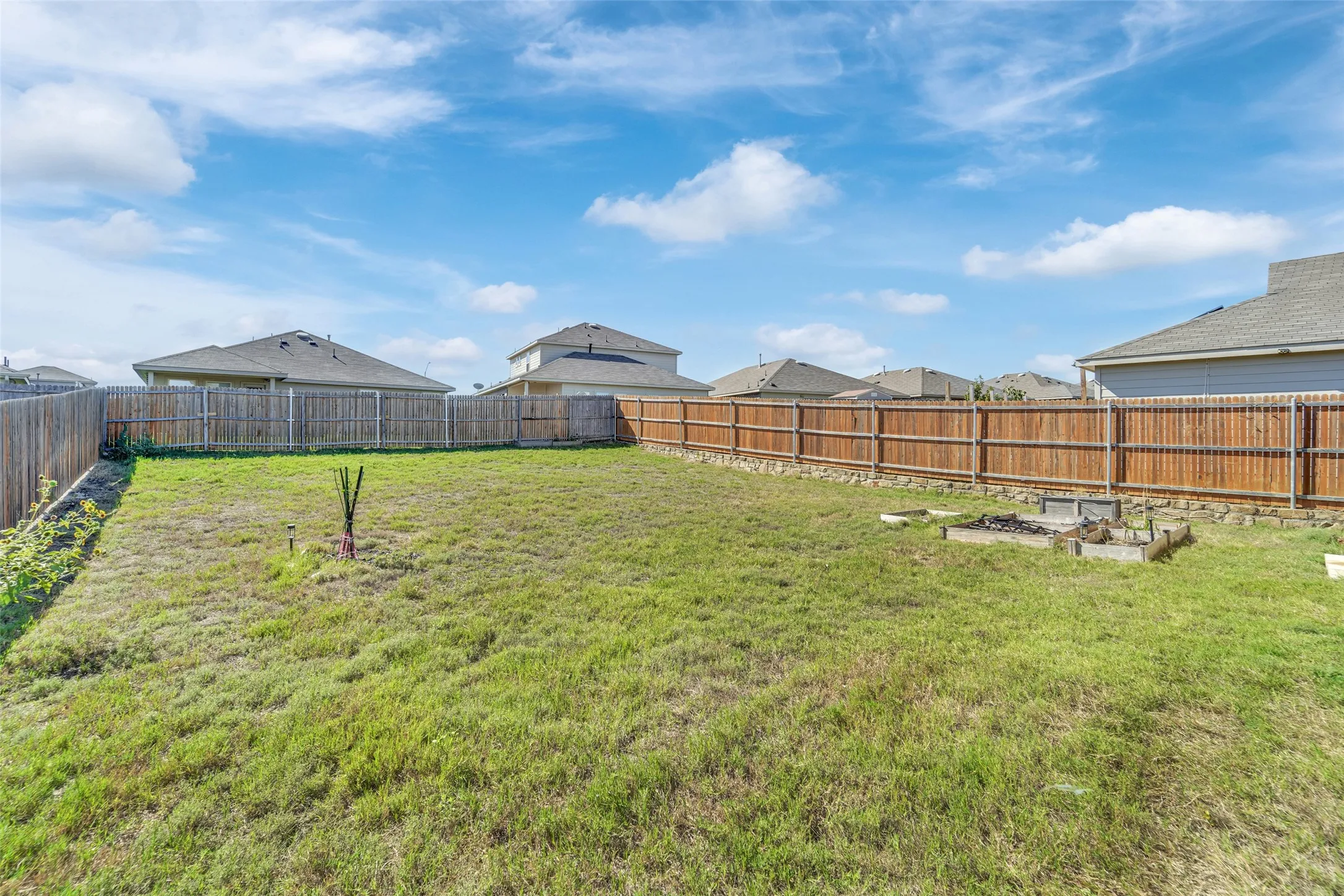 Single Family Residence For Rent in Denton County , 305 Frio Pass Trail, Fort Worth, Texas 76052, 4 Bedroom, 3 Bathroom, 2 Garage spaces, 1,916 Sqft, built in 2021, mls#21405648, Real Estate Agent in Fort Worth, Homes For Rent in Denton county, Homes For Rent in Fort Worth, Realtor in Fort Worth Texas, Real Estate Brokerage Independent Realty Texas, Luminita Cordes Realtor