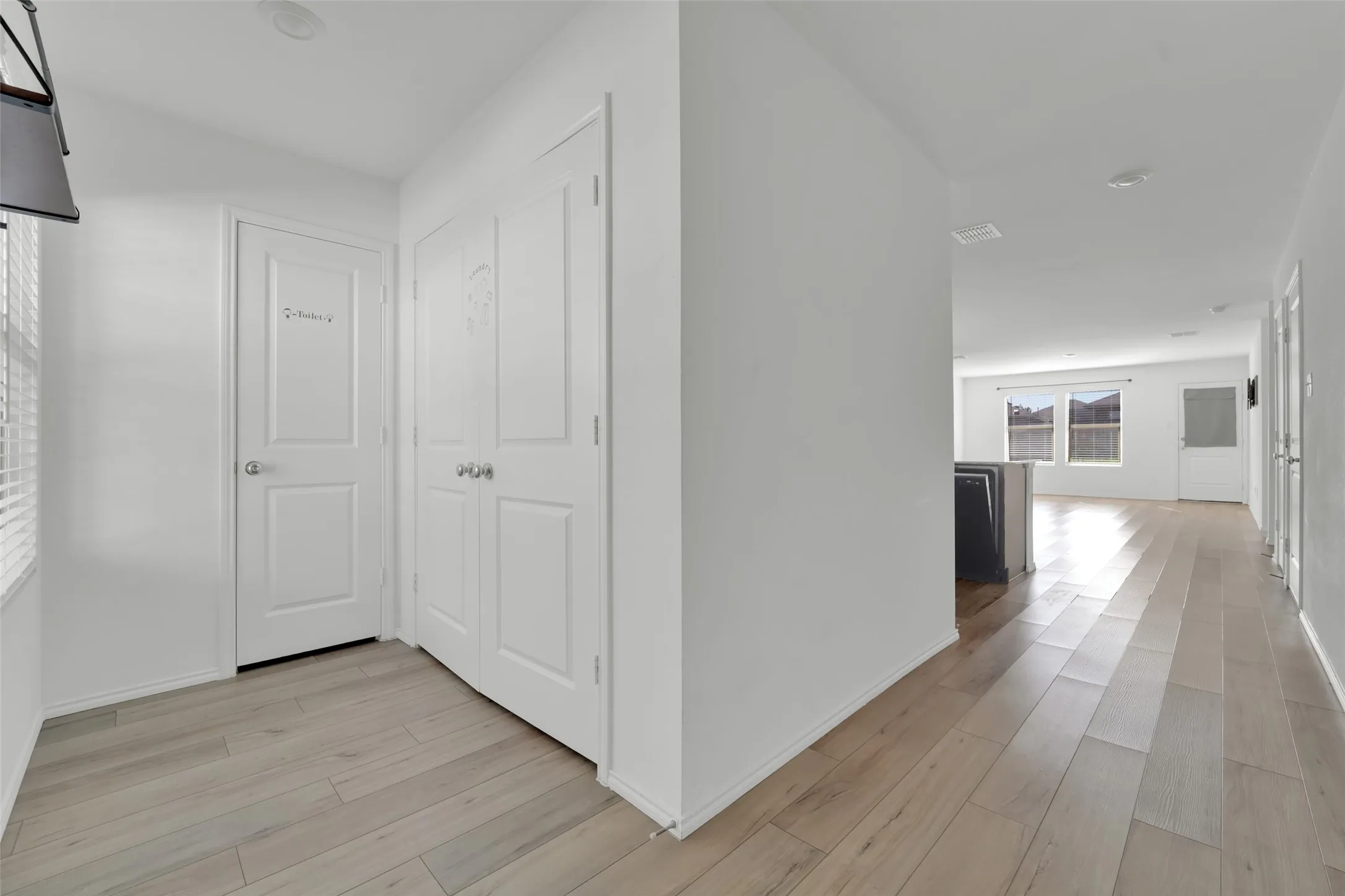 Single Family Residence For Rent in Denton County , 305 Frio Pass Trail, Fort Worth, Texas 76052, 4 Bedroom, 3 Bathroom, 2 Garage spaces, 1,916 Sqft, built in 2021, mls#21405648, Real Estate Agent in Fort Worth, Homes For Rent in Denton county, Homes For Rent in Fort Worth, Realtor in Fort Worth Texas, Real Estate Brokerage Independent Realty Texas, Luminita Cordes Realtor