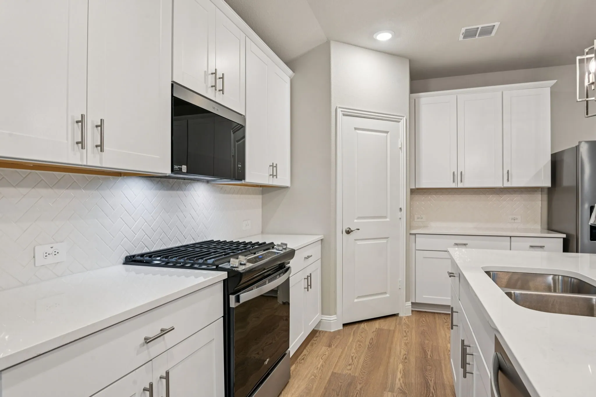 Photo is not of the actual home, but is an inspirational photo of builder’s model home and may depict options, furnishings, and/or decorator features that are not included.