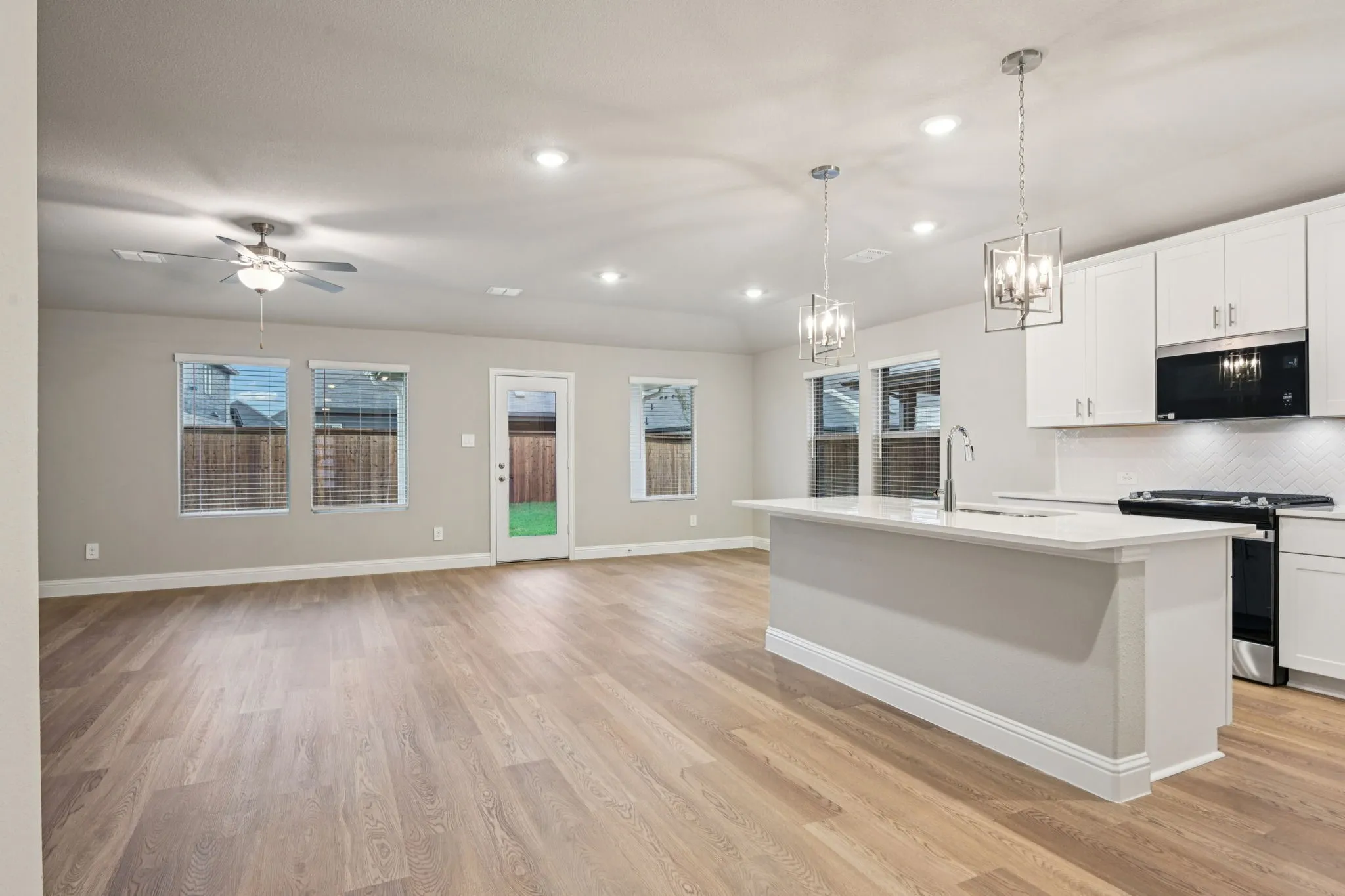 Photo is not of the actual home, but is an inspirational photo of builder’s model home and may depict options, furnishings, and/or decorator features that are not included.