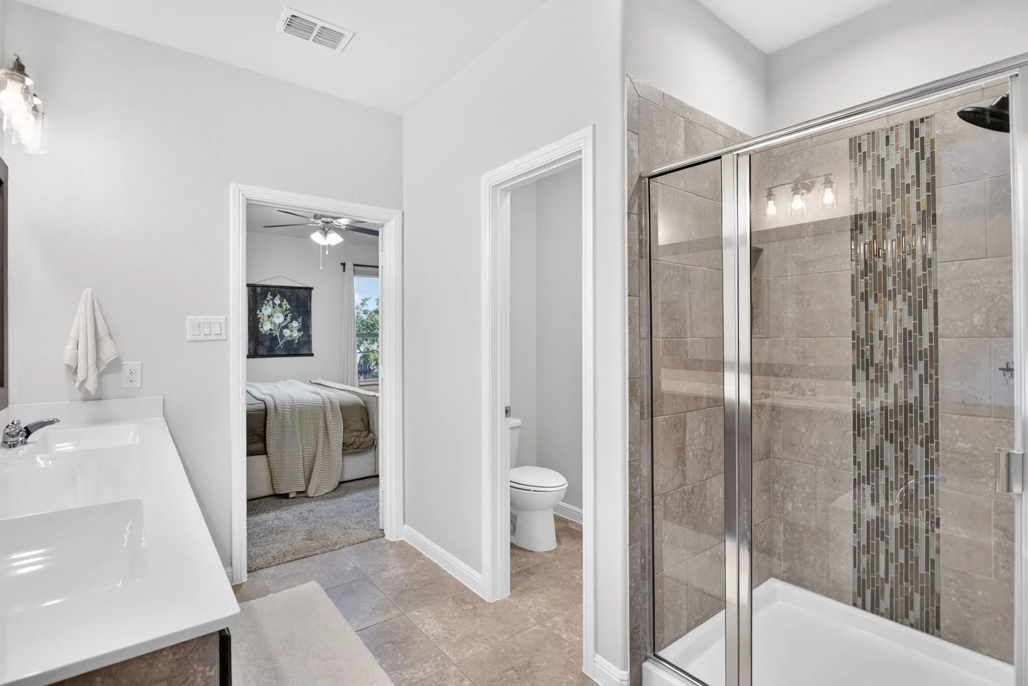 Single Family Residence For Sale in Tarrant County , 1121 Lakin Road, Fort Worth, Texas 76177, 4 Bedroom, 2 Bathroom, 2 Garage spaces, 2,022 Sqft, built in 2018, mls#21406515, Real Estate Agent in Fort Worth, Homes For Sale in Tarrant county, Homes For Sale in Fort Worth, Realtor in Fort Worth Texas, Real Estate Brokerage Independent Realty Texas, Luminita Cordes Realtor