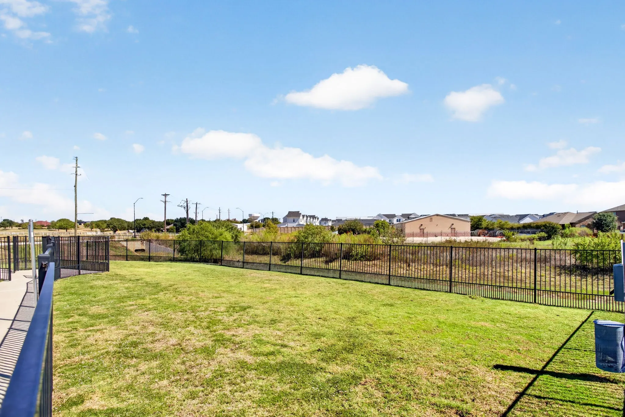 Single Family Residence For Sale in Tarrant County , 1121 Lakin Road, Fort Worth, Texas 76177, 4 Bedroom, 2 Bathroom, 2 Garage spaces, 2,022 Sqft, built in 2018, mls#21406515, Real Estate Agent in Fort Worth, Homes For Sale in Tarrant county, Homes For Sale in Fort Worth, Realtor in Fort Worth Texas, Real Estate Brokerage Independent Realty Texas, Luminita Cordes Realtor