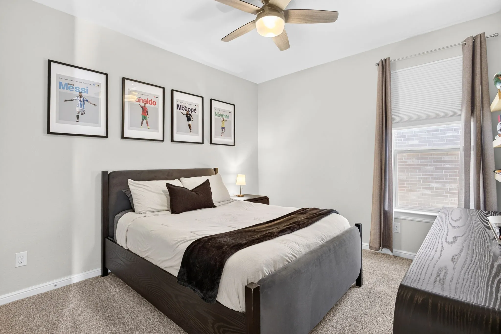 Single Family Residence For Sale in Tarrant County , 1121 Lakin Road, Fort Worth, Texas 76177, 4 Bedroom, 2 Bathroom, 2 Garage spaces, 2,022 Sqft, built in 2018, mls#21406515, Real Estate Agent in Fort Worth, Homes For Sale in Tarrant county, Homes For Sale in Fort Worth, Realtor in Fort Worth Texas, Real Estate Brokerage Independent Realty Texas, Luminita Cordes Realtor