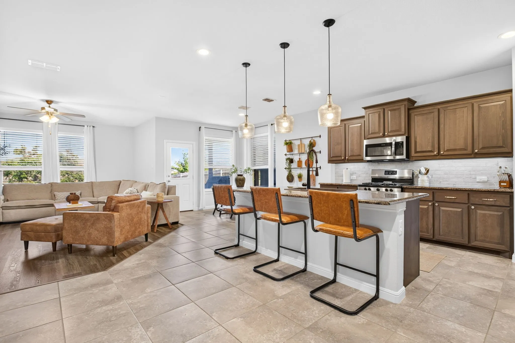 Single Family Residence For Sale in Tarrant County , 1121 Lakin Road, Fort Worth, Texas 76177, 4 Bedroom, 2 Bathroom, 2 Garage spaces, 2,022 Sqft, built in 2018, mls#21406515, Real Estate Agent in Fort Worth, Homes For Sale in Tarrant county, Homes For Sale in Fort Worth, Realtor in Fort Worth Texas, Real Estate Brokerage Independent Realty Texas, Luminita Cordes Realtor