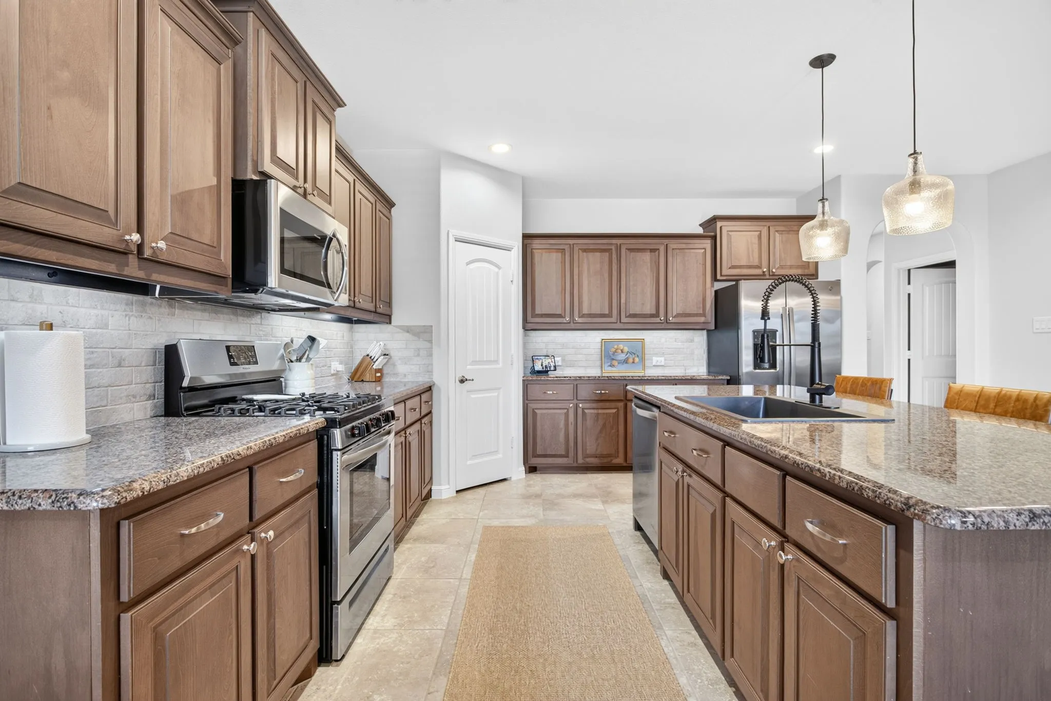 Single Family Residence For Sale in Tarrant County , 1121 Lakin Road, Fort Worth, Texas 76177, 4 Bedroom, 2 Bathroom, 2 Garage spaces, 2,022 Sqft, built in 2018, mls#21406515, Real Estate Agent in Fort Worth, Homes For Sale in Tarrant county, Homes For Sale in Fort Worth, Realtor in Fort Worth Texas, Real Estate Brokerage Independent Realty Texas, Luminita Cordes Realtor