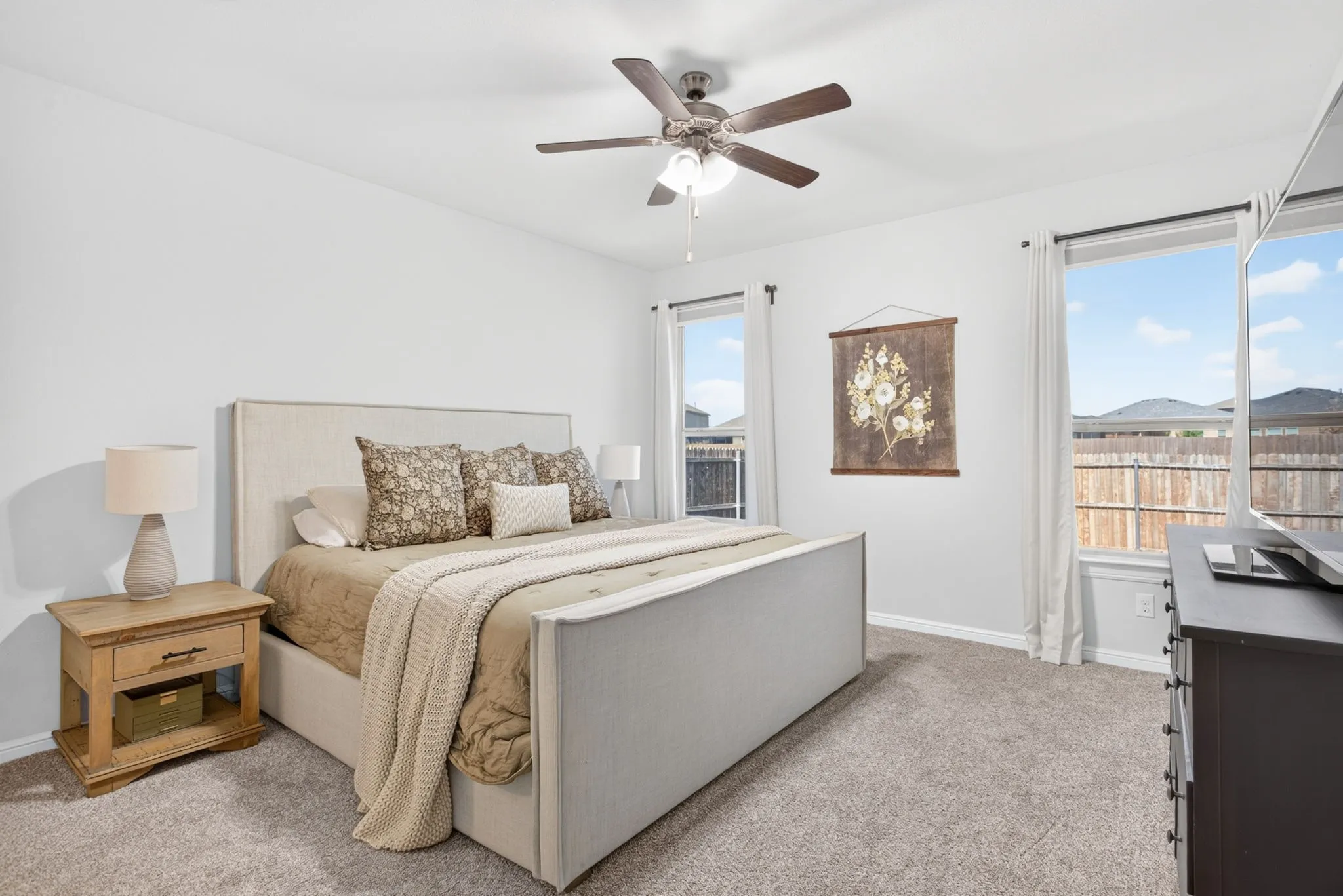 Single Family Residence For Sale in Tarrant County , 1121 Lakin Road, Fort Worth, Texas 76177, 4 Bedroom, 2 Bathroom, 2 Garage spaces, 2,022 Sqft, built in 2018, mls#21406515, Real Estate Agent in Fort Worth, Homes For Sale in Tarrant county, Homes For Sale in Fort Worth, Realtor in Fort Worth Texas, Real Estate Brokerage Independent Realty Texas, Luminita Cordes Realtor