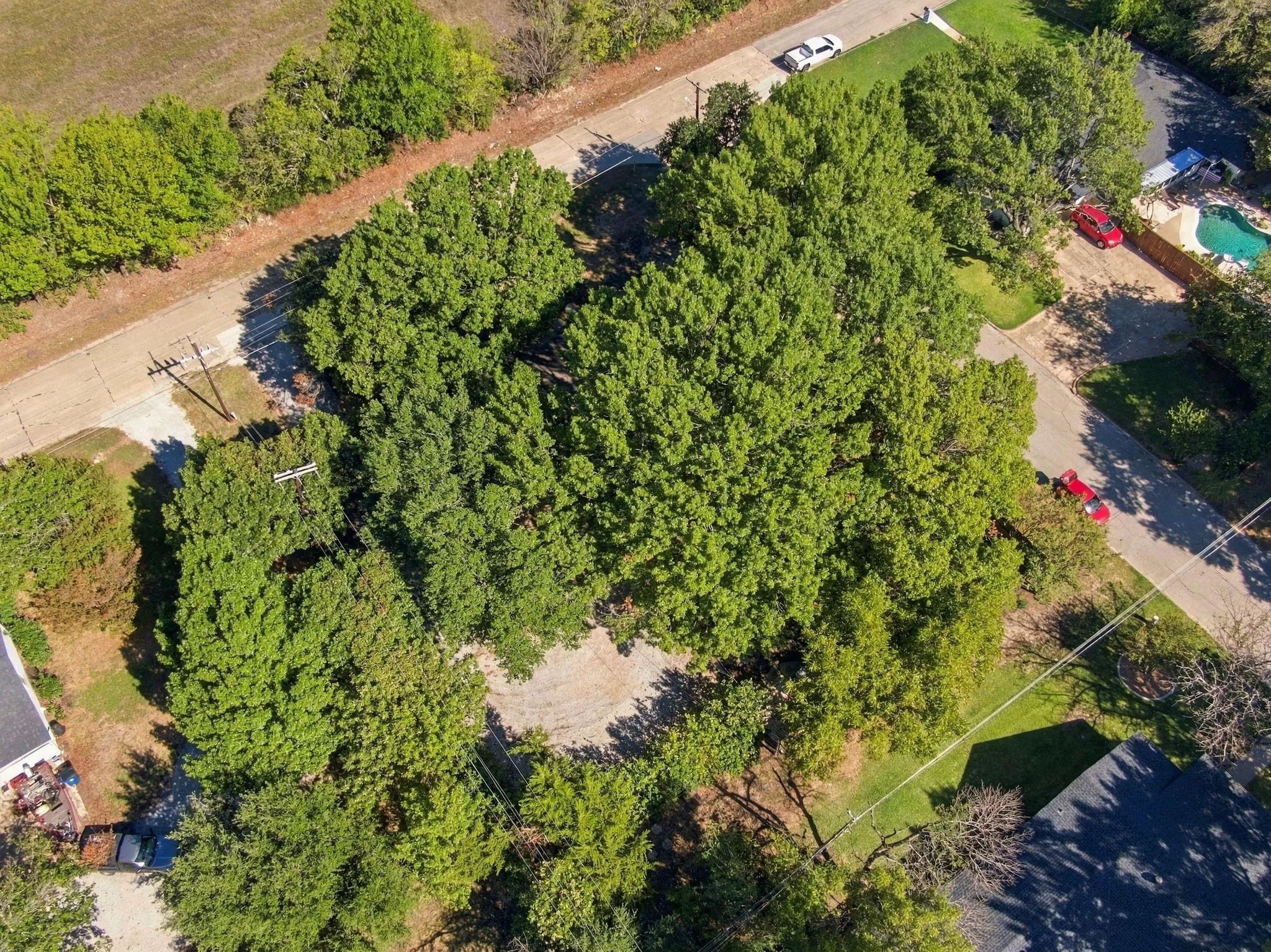 Single Family Residence For Sale in Ellis County , 522 Old Telico Road, Ennis, Texas 75119, 3 Bedroom, 2 Bathroom, 2 Garage spaces, 1,924 Sqft, built in 1962, mls#21406545, Real Estate Agent in Ennis, Homes For Sale in Ellis county, Homes For Sale in Ennis, Realtor in Ennis Texas, Real Estate Brokerage Independent Realty Texas, Luminita Cordes Realtor