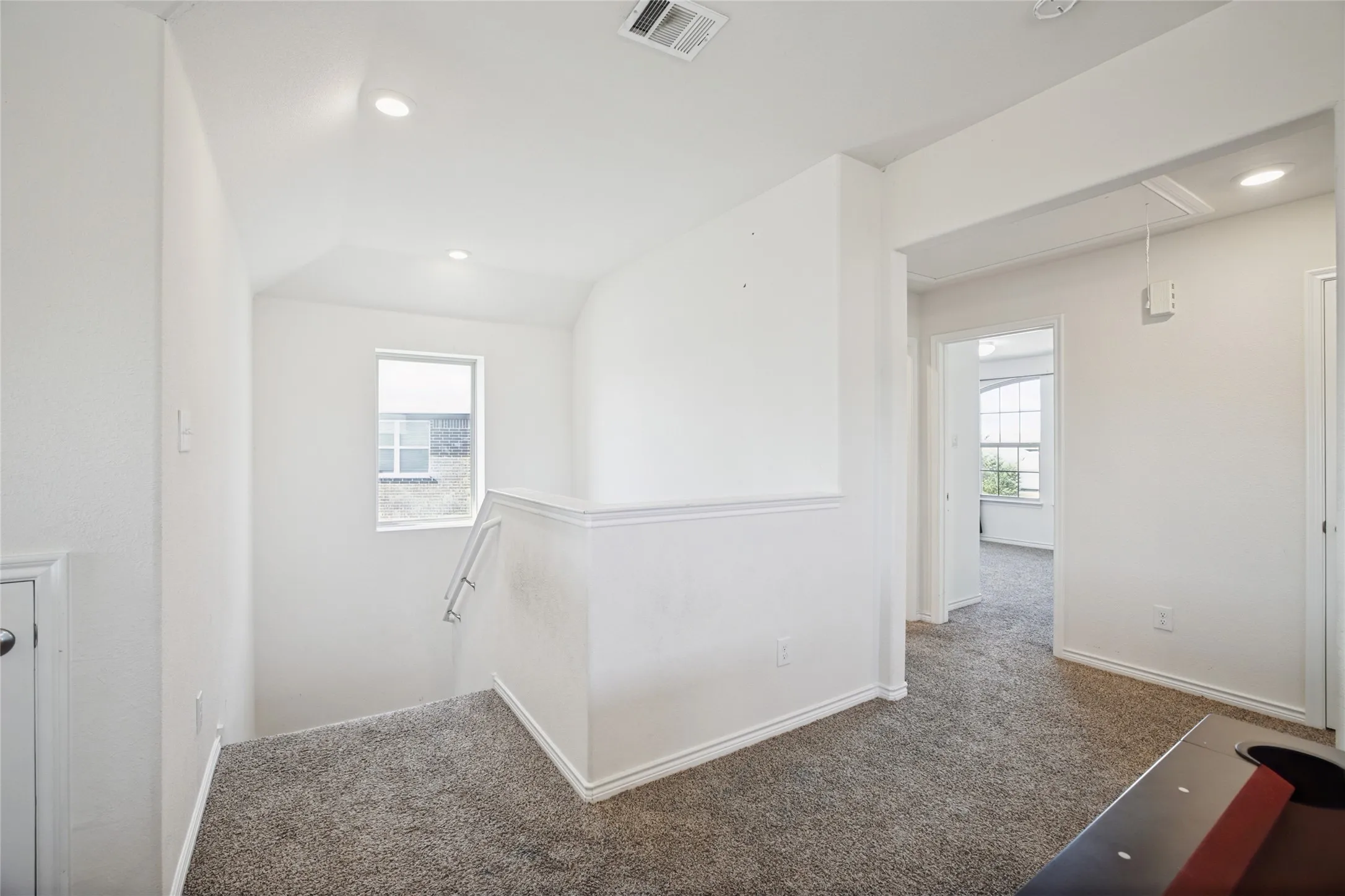 Single Family Residence For Sale in Rockwall County , 302 Cliffmere Drive, Fate, Texas 75087, 4 Bedroom, 3 Bathroom, 2 Garage spaces, 2,349 Sqft, built in 2022, mls#21406458, Real Estate Agent in Fate, Homes For Sale in Rockwall county, Homes For Sale in Fate, Realtor in Fate Texas, Real Estate Brokerage Independent Realty Texas, Luminita Cordes Realtor