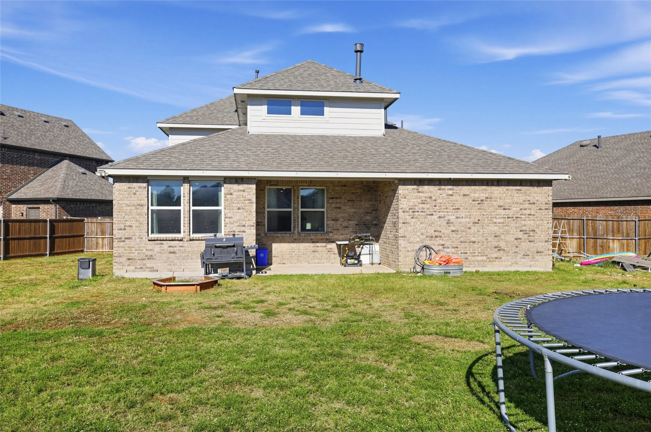 Single Family Residence For Sale in Rockwall County , 302 Cliffmere Drive, Fate, Texas 75087, 4 Bedroom, 3 Bathroom, 2 Garage spaces, 2,349 Sqft, built in 2022, mls#21406458, Real Estate Agent in Fate, Homes For Sale in Rockwall county, Homes For Sale in Fate, Realtor in Fate Texas, Real Estate Brokerage Independent Realty Texas, Luminita Cordes Realtor