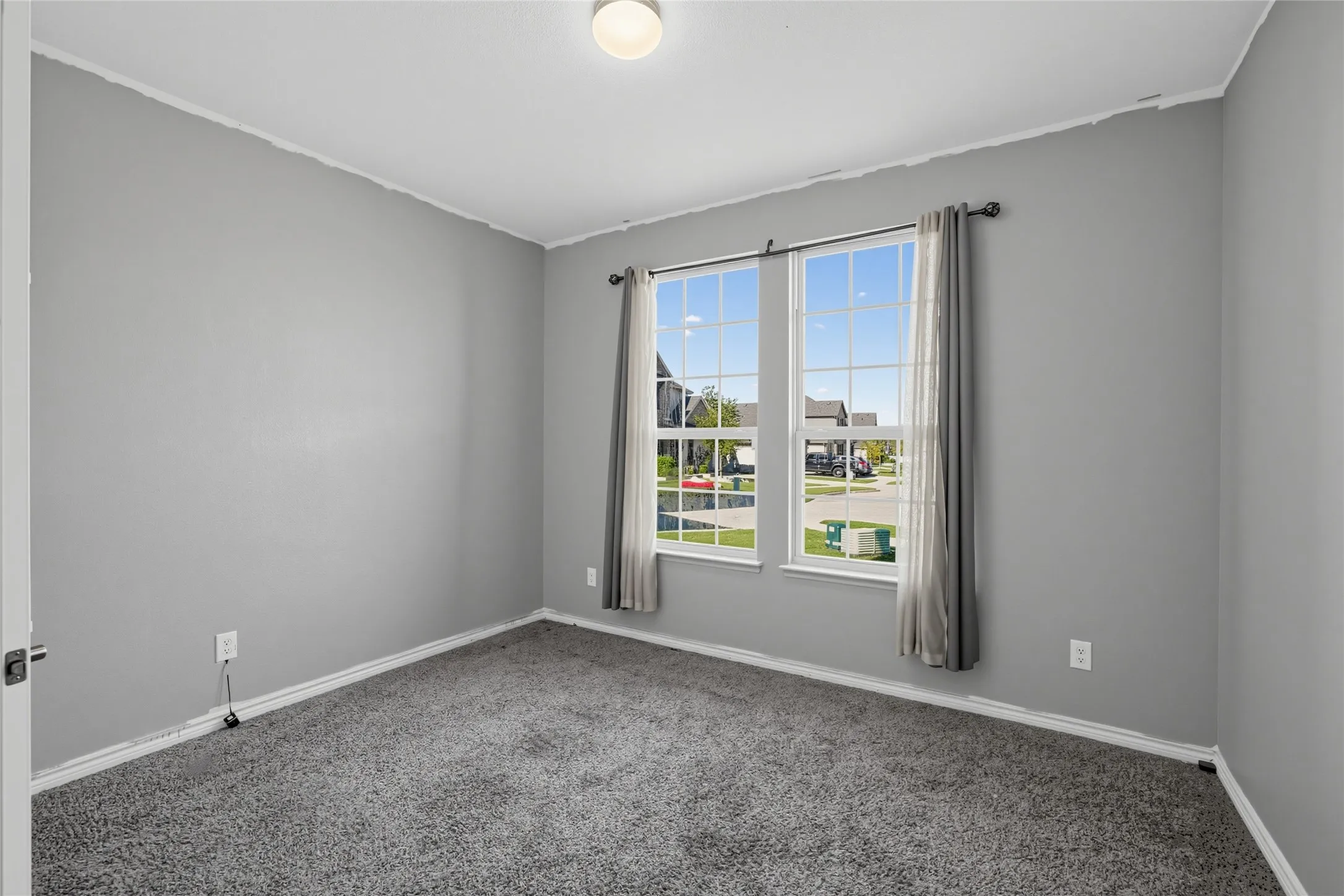 Single Family Residence For Sale in Rockwall County , 302 Cliffmere Drive, Fate, Texas 75087, 4 Bedroom, 3 Bathroom, 2 Garage spaces, 2,349 Sqft, built in 2022, mls#21406458, Real Estate Agent in Fate, Homes For Sale in Rockwall county, Homes For Sale in Fate, Realtor in Fate Texas, Real Estate Brokerage Independent Realty Texas, Luminita Cordes Realtor