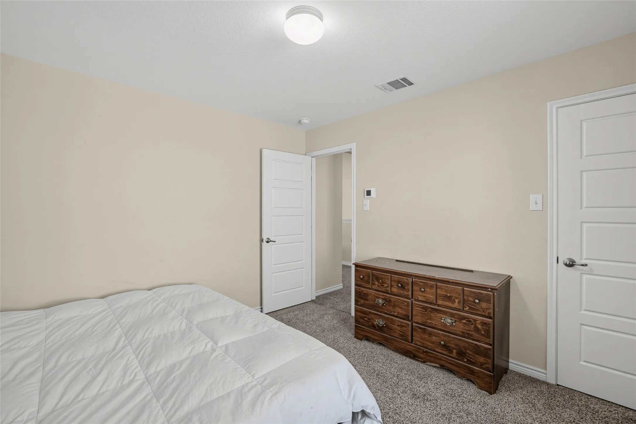 Single Family Residence For Sale in Rockwall County , 302 Cliffmere Drive, Fate, Texas 75087, 4 Bedroom, 3 Bathroom, 2 Garage spaces, 2,349 Sqft, built in 2022, mls#21406458, Real Estate Agent in Fate, Homes For Sale in Rockwall county, Homes For Sale in Fate, Realtor in Fate Texas, Real Estate Brokerage Independent Realty Texas, Luminita Cordes Realtor