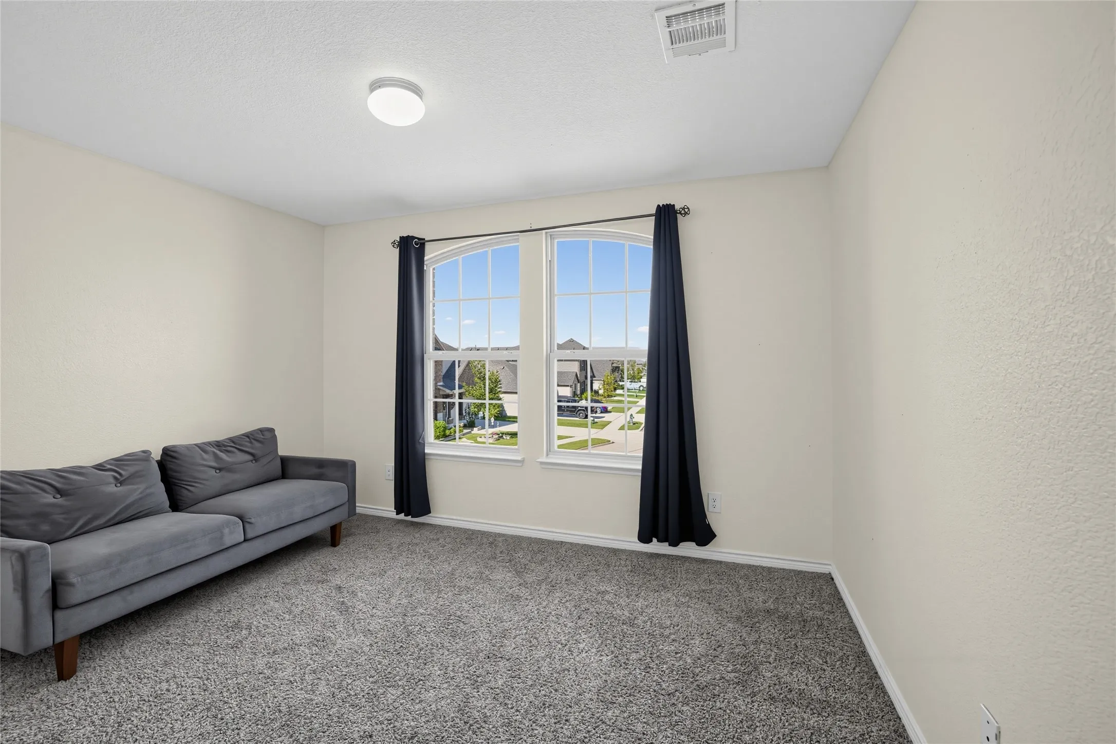 Single Family Residence For Sale in Rockwall County , 302 Cliffmere Drive, Fate, Texas 75087, 4 Bedroom, 3 Bathroom, 2 Garage spaces, 2,349 Sqft, built in 2022, mls#21406458, Real Estate Agent in Fate, Homes For Sale in Rockwall county, Homes For Sale in Fate, Realtor in Fate Texas, Real Estate Brokerage Independent Realty Texas, Luminita Cordes Realtor