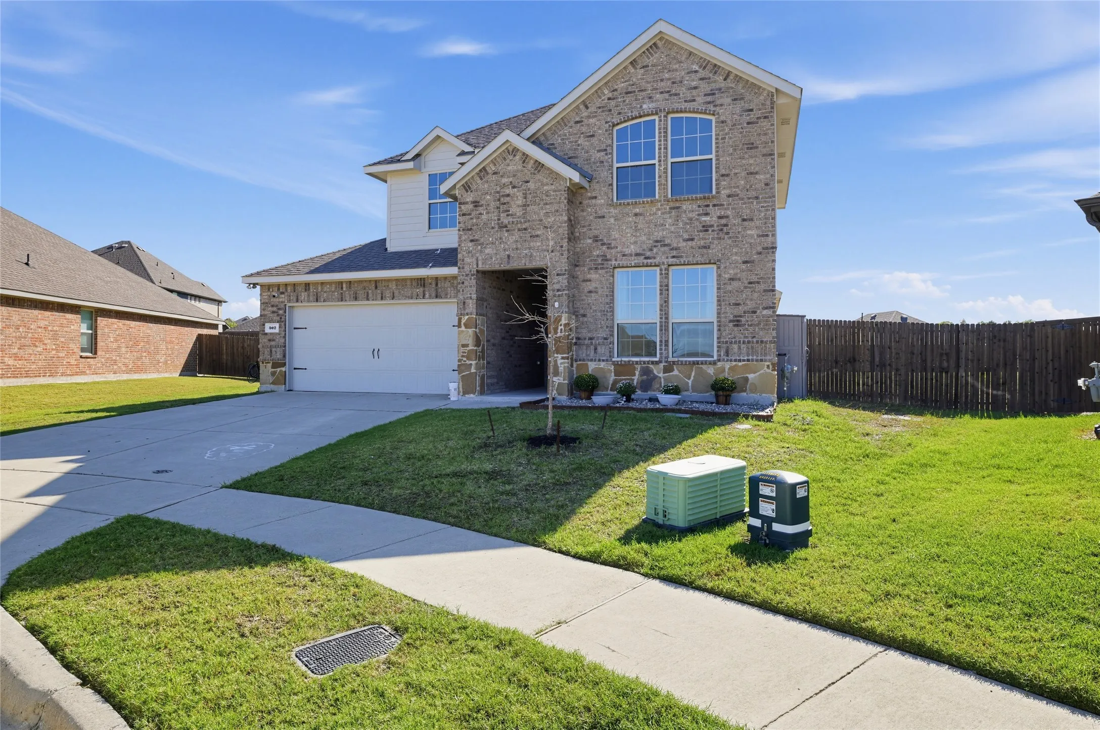 Single Family Residence For Sale in Rockwall County , 302 Cliffmere Drive, Fate, Texas 75087, 4 Bedroom, 3 Bathroom, 2 Garage spaces, 2,349 Sqft, built in 2022, mls#21406458, Real Estate Agent in Fate, Homes For Sale in Rockwall county, Homes For Sale in Fate, Realtor in Fate Texas, Real Estate Brokerage Independent Realty Texas, Luminita Cordes Realtor