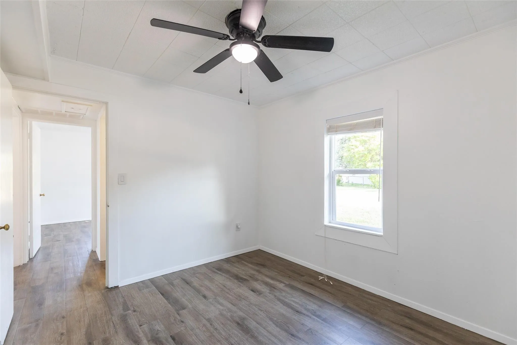 Single Family Residence For Rent in Jones County , 236 War Paint Road, Abilene, Texas 79601, 2 Bedroom, 1 Bathroom, Garage spaces, 984 Sqft, built in 1950, mls#21407247, Real Estate Agent in Abilene, Homes For Rent in Jones county, Homes For Rent in Abilene, Realtor in Abilene Texas, Real Estate Brokerage Independent Realty Texas, Luminita Cordes Realtor