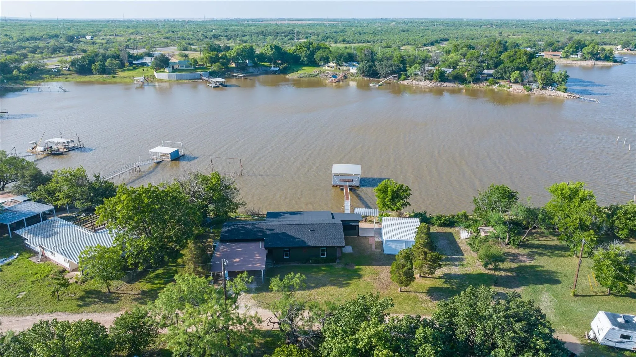 Single Family Residence For Rent in Jones County , 236 War Paint Road, Abilene, Texas 79601, 2 Bedroom, 1 Bathroom, Garage spaces, 984 Sqft, built in 1950, mls#21407247, Real Estate Agent in Abilene, Homes For Rent in Jones county, Homes For Rent in Abilene, Realtor in Abilene Texas, Real Estate Brokerage Independent Realty Texas, Luminita Cordes Realtor