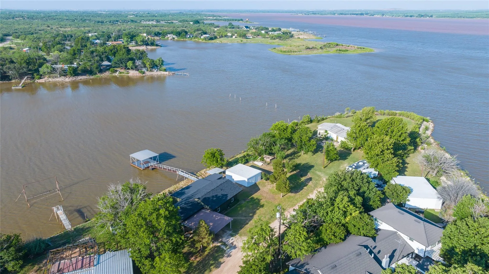 Single Family Residence For Rent in Jones County , 236 War Paint Road, Abilene, Texas 79601, 2 Bedroom, 1 Bathroom, Garage spaces, 984 Sqft, built in 1950, mls#21407247, Real Estate Agent in Abilene, Homes For Rent in Jones county, Homes For Rent in Abilene, Realtor in Abilene Texas, Real Estate Brokerage Independent Realty Texas, Luminita Cordes Realtor