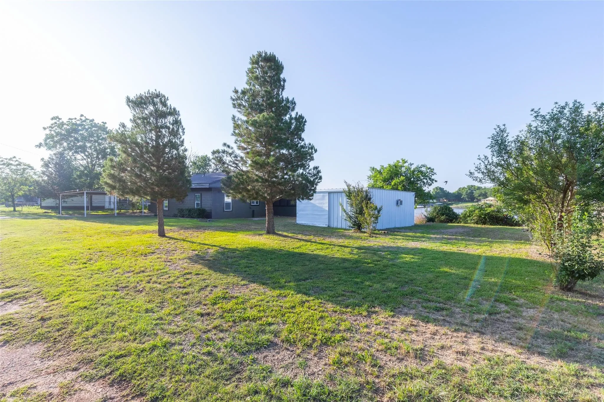 Single Family Residence For Rent in Jones County , 236 War Paint Road, Abilene, Texas 79601, 2 Bedroom, 1 Bathroom, Garage spaces, 984 Sqft, built in 1950, mls#21407247, Real Estate Agent in Abilene, Homes For Rent in Jones county, Homes For Rent in Abilene, Realtor in Abilene Texas, Real Estate Brokerage Independent Realty Texas, Luminita Cordes Realtor